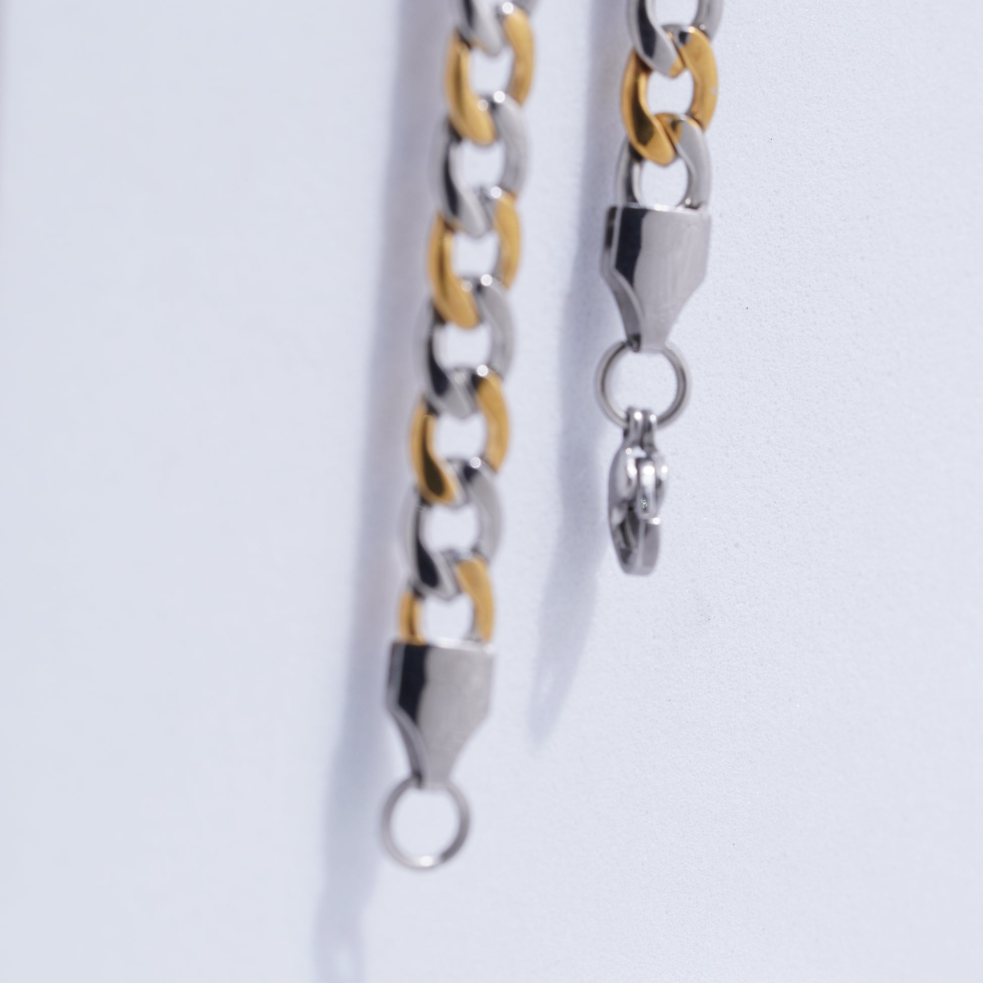 multicolour stainless steel chain