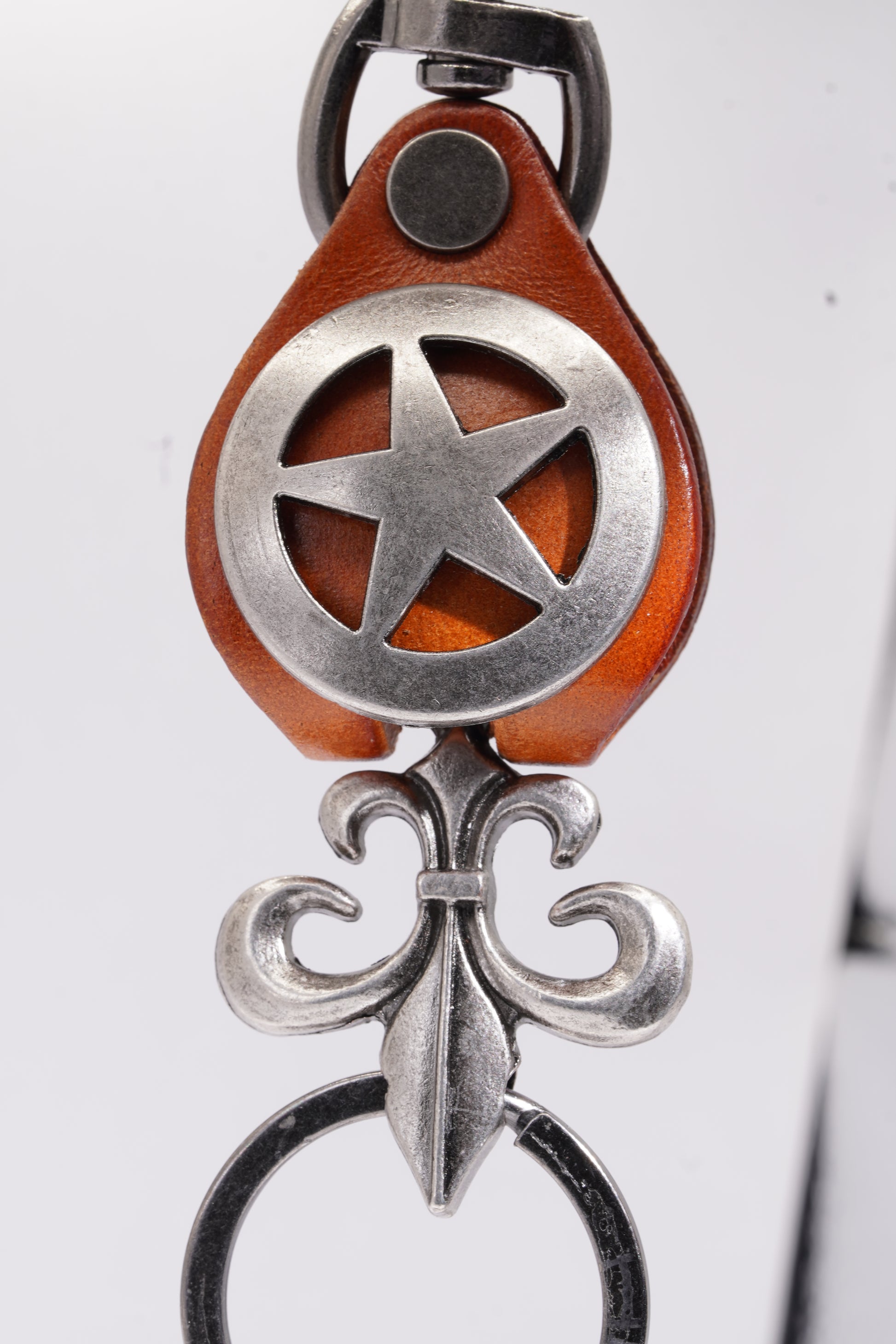 Sophisticated And Premium Pure Leather Handicraft Keychains