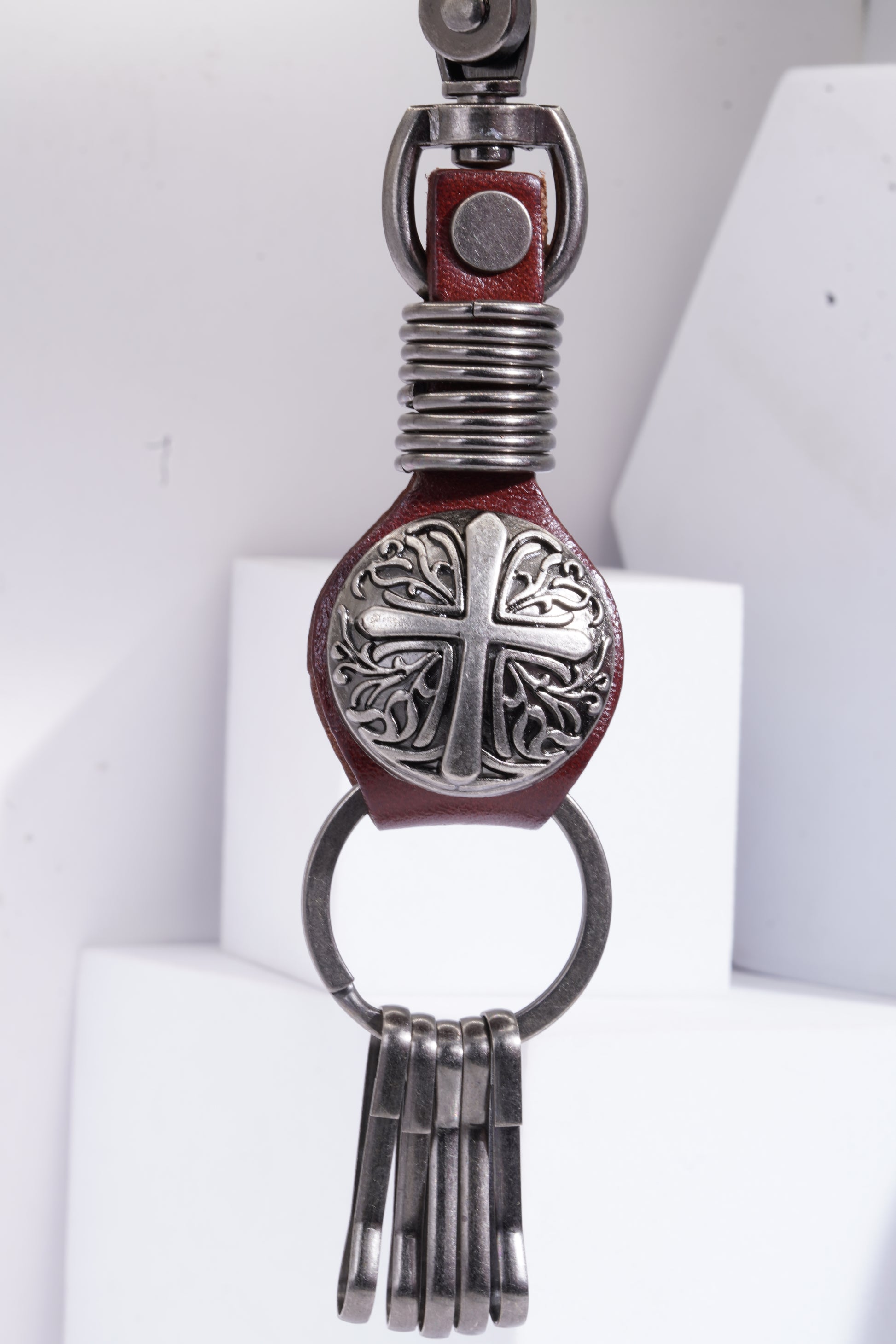 Sophisticated And Premium Pure Leather Handicraft Keychains