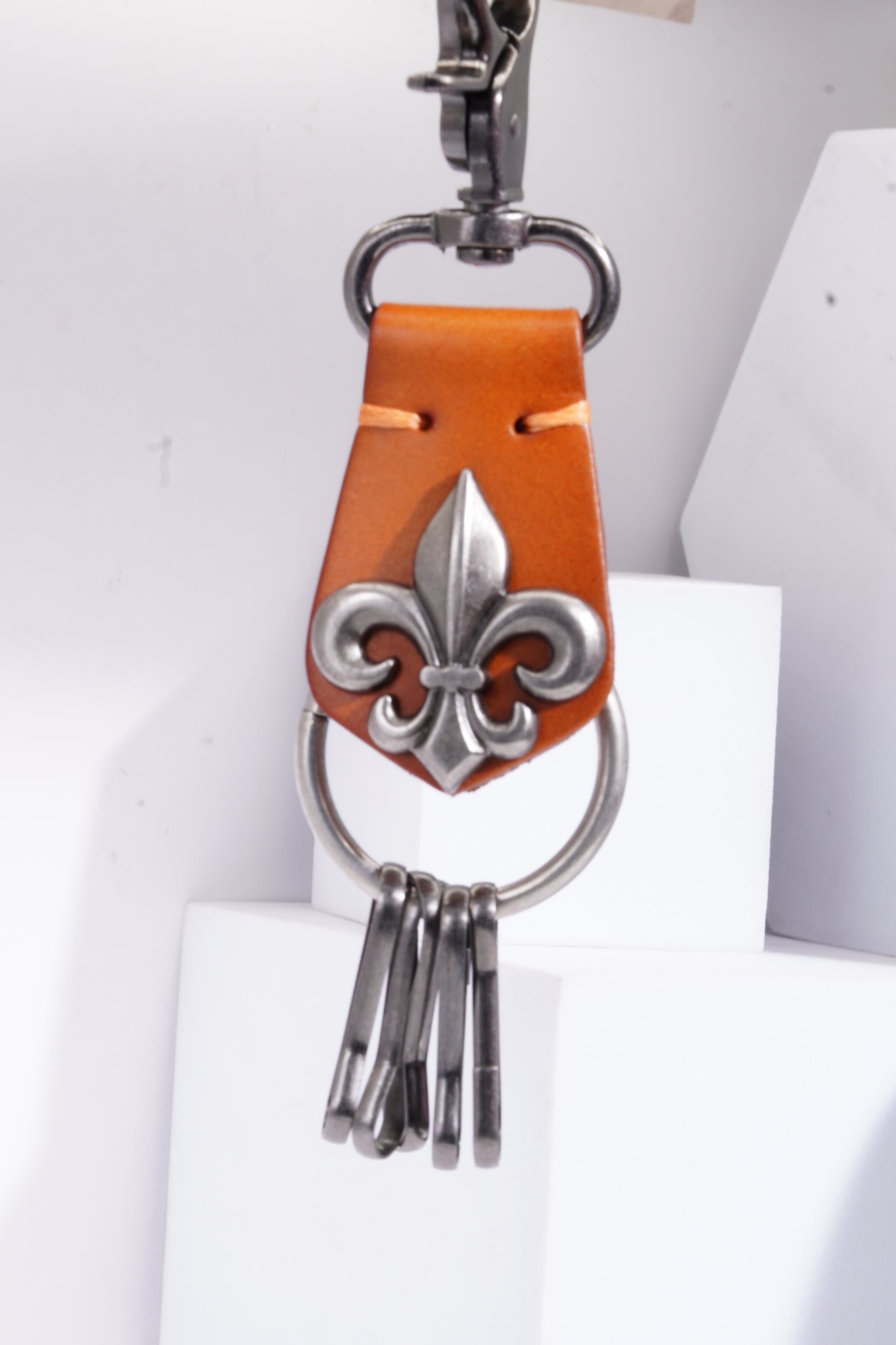 Sophisticated And Premium Pure Leather Handicraft Keychains