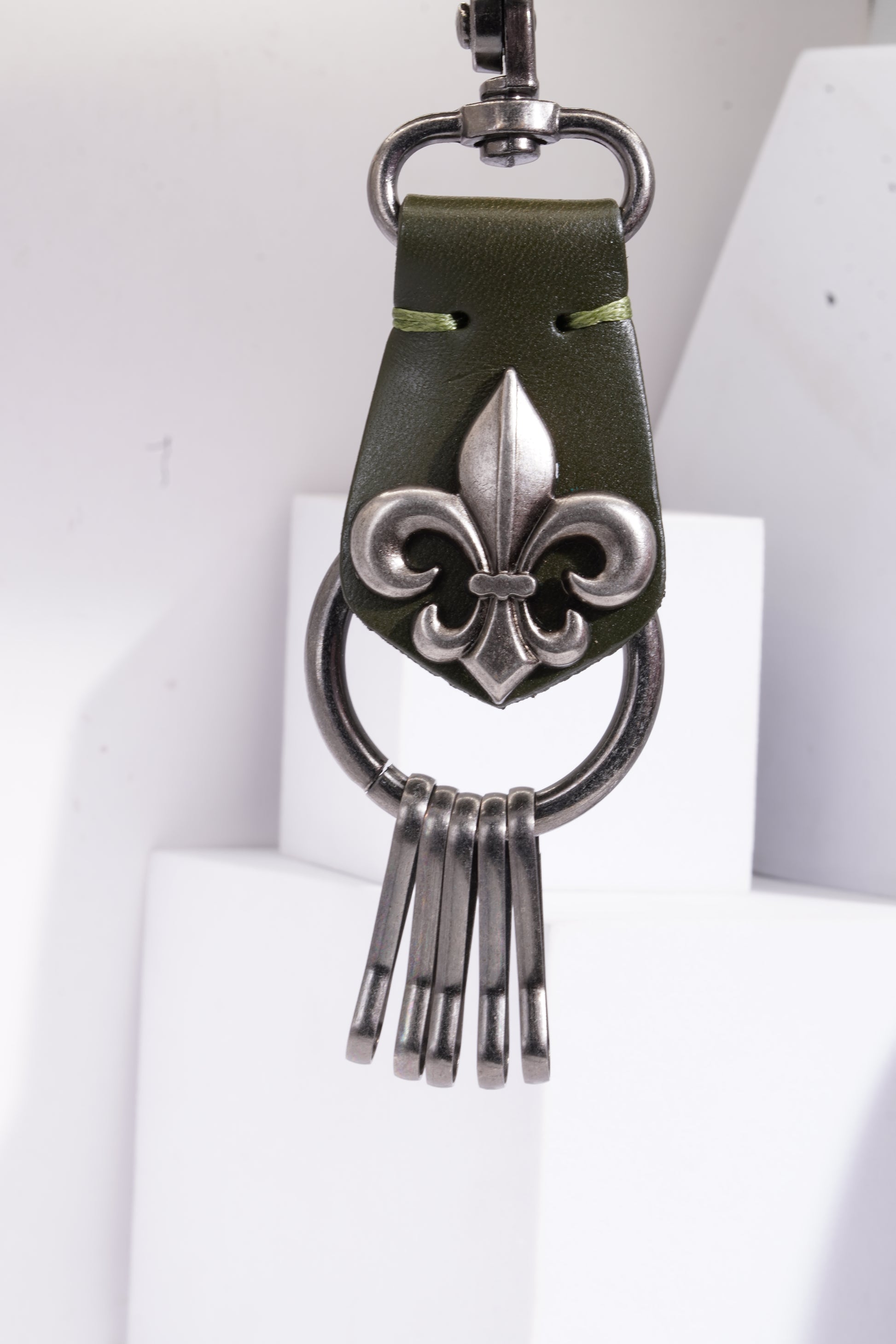 Sophisticated And Premium Pure Leather Handicraft Keychains