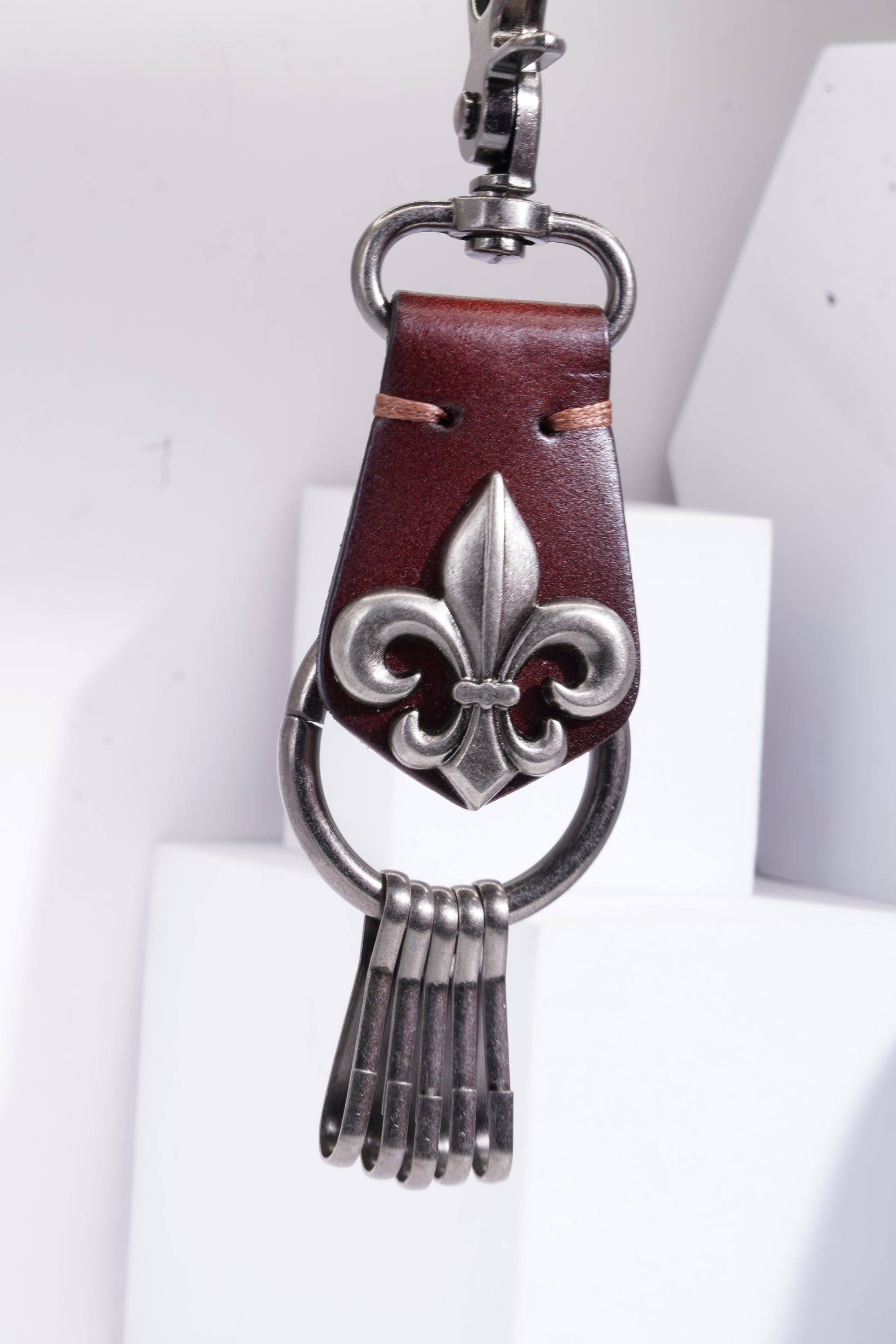 Sophisticated And Premium Pure Leather Handicraft Keychains