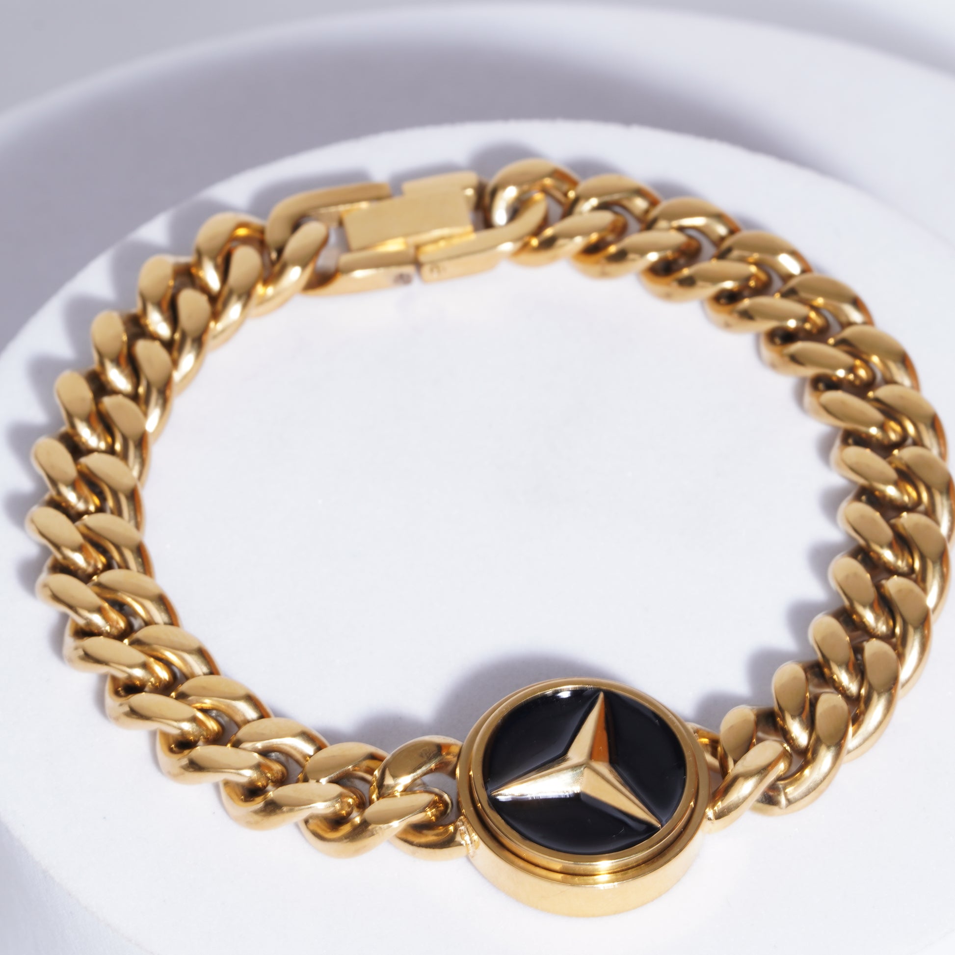 Luxury Men's Golden Bracelet