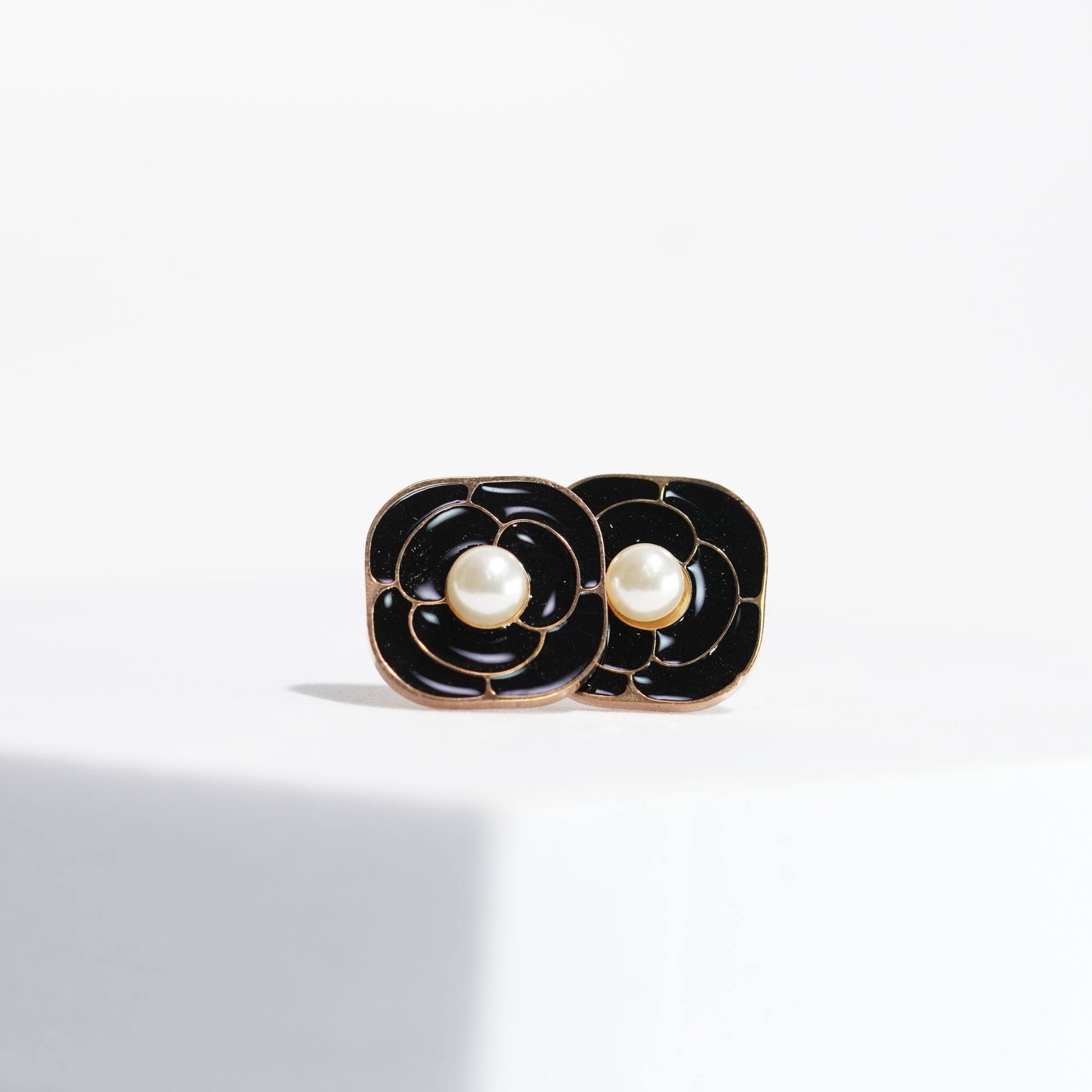 Obsidian Pearl Charm Studs