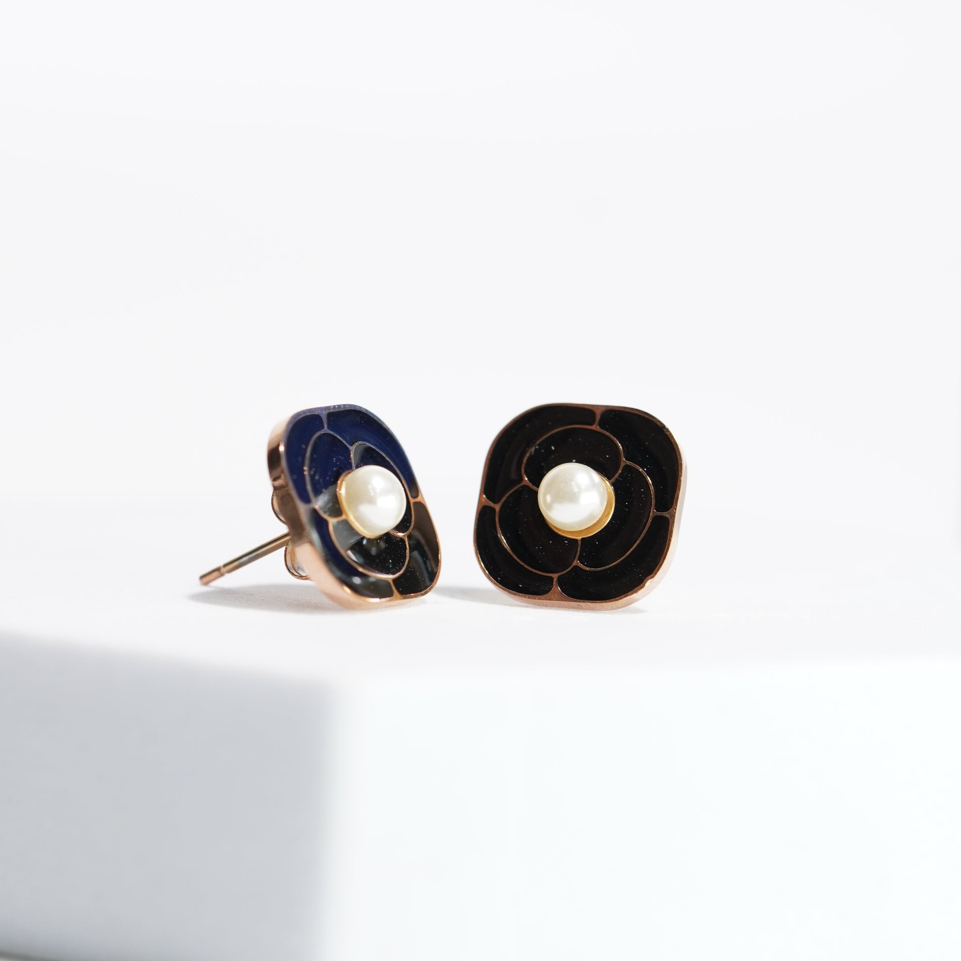 Obsidian Pearl Charm Studs