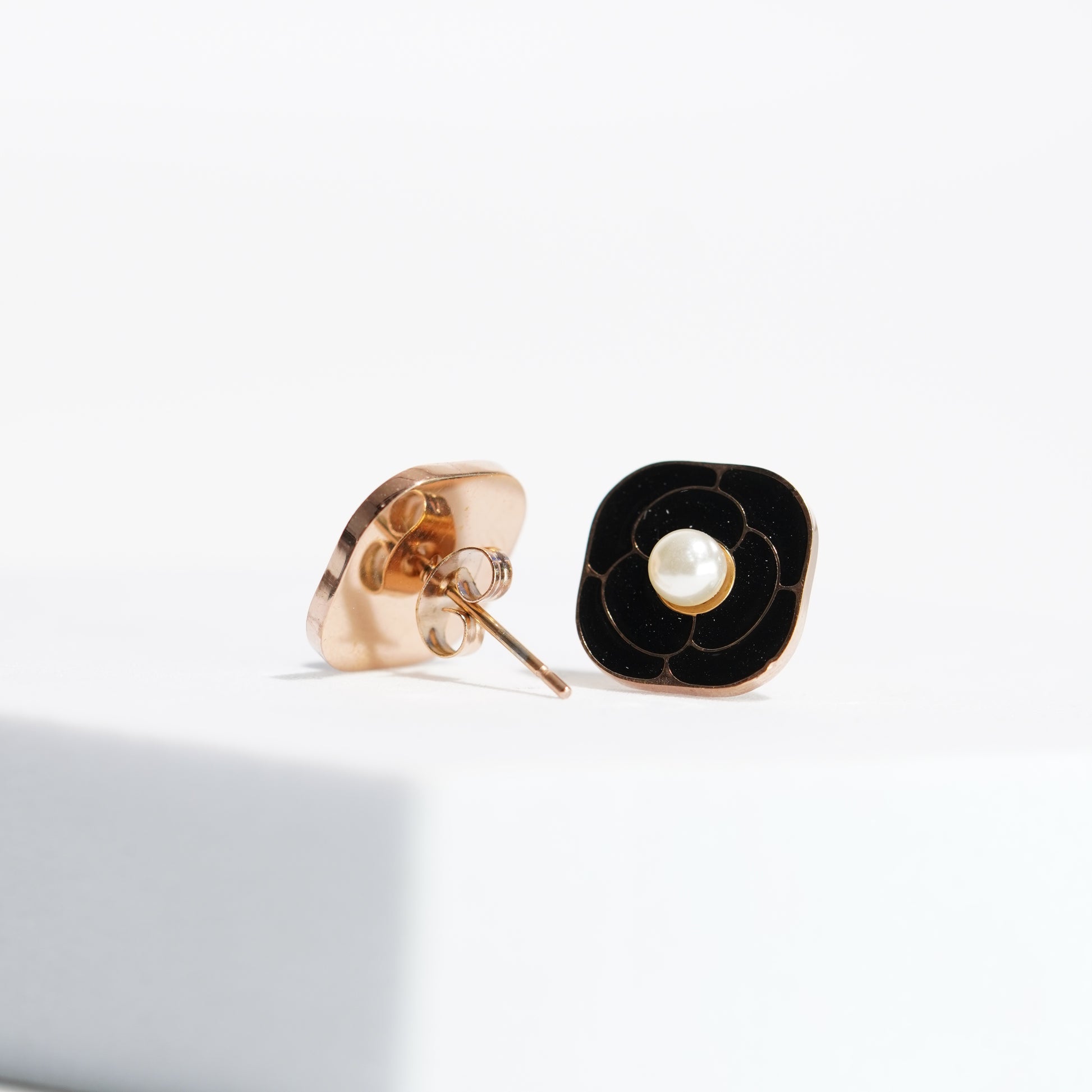 Obsidian Pearl Charm Studs