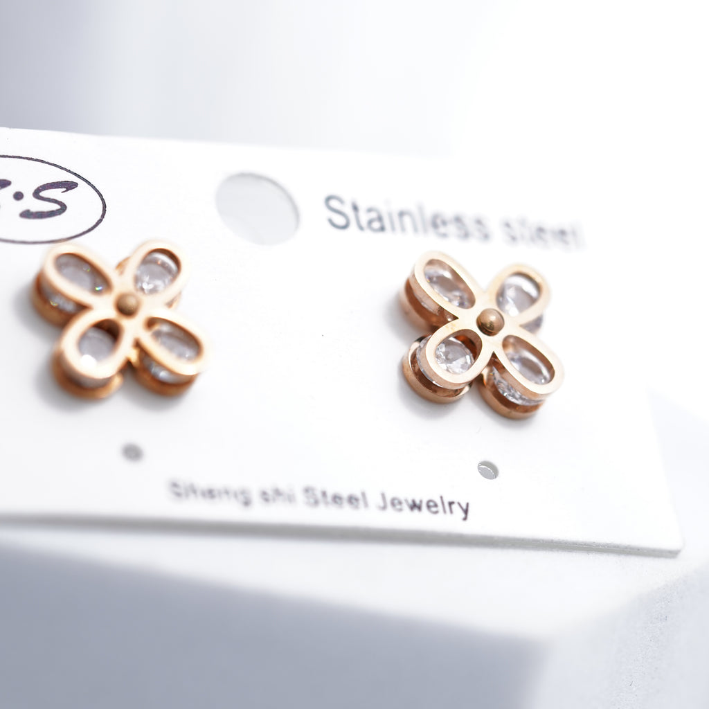 FLoral Diamond Studs