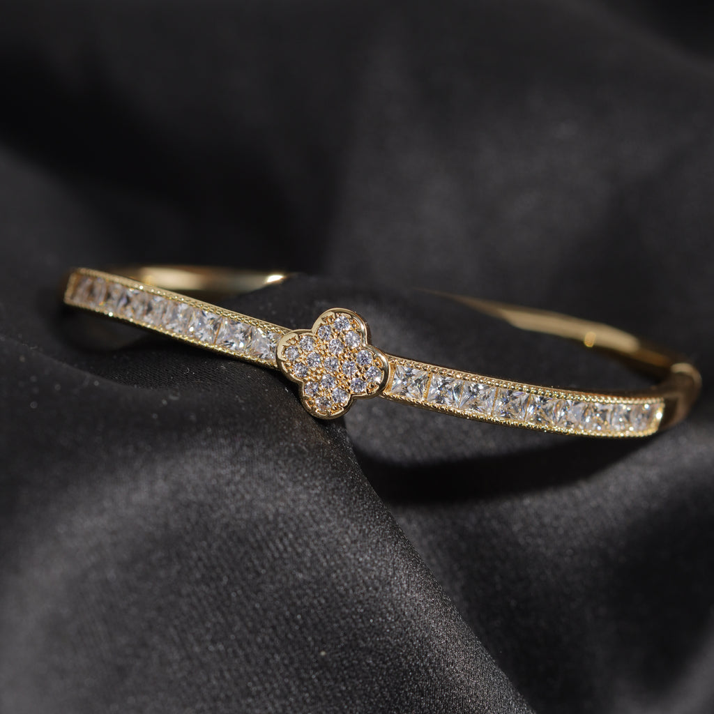Premium Gold-Plated Clover Leaf Stone Ladies Kada