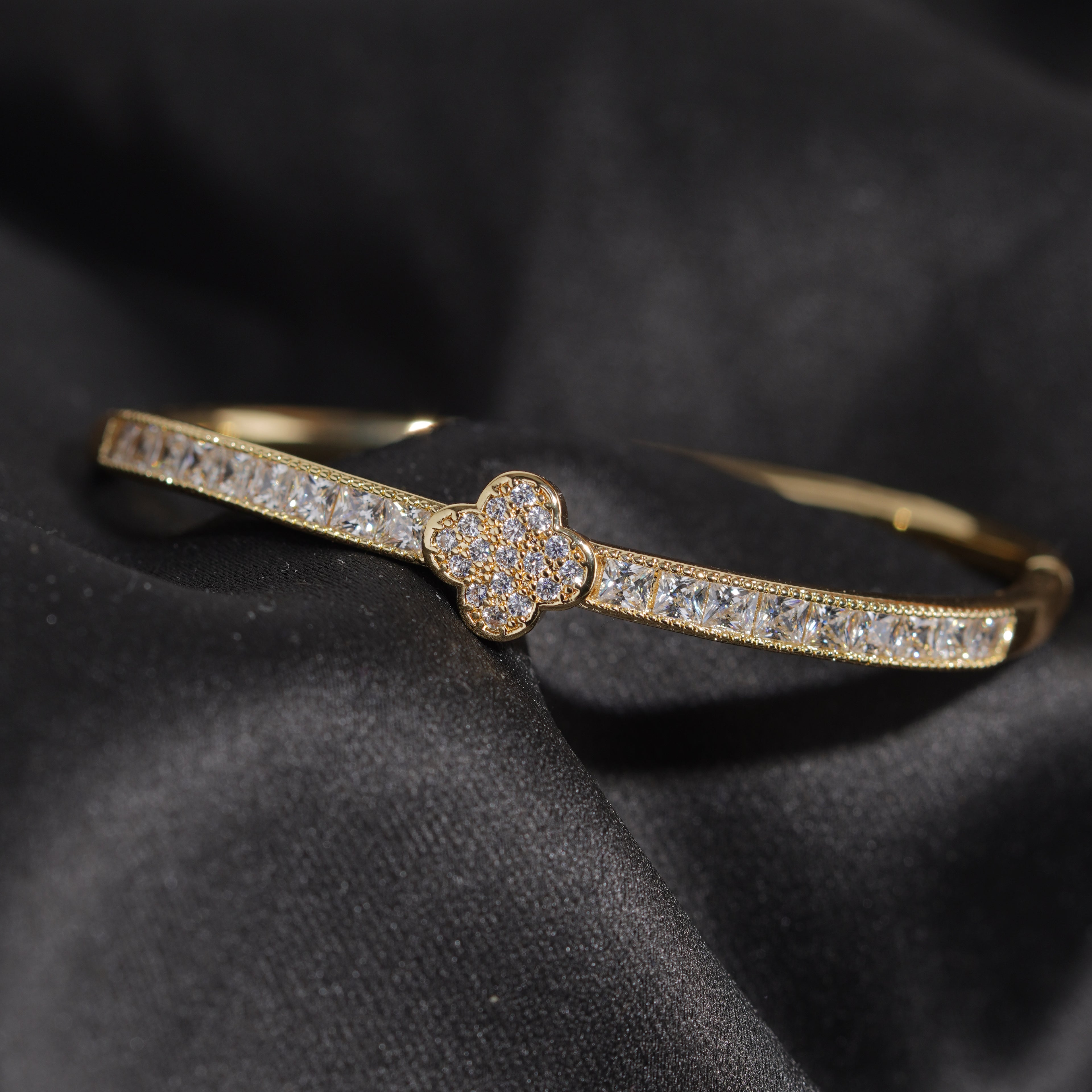 Premium Gold-Plated Clover Leaf Stone Ladies Kada