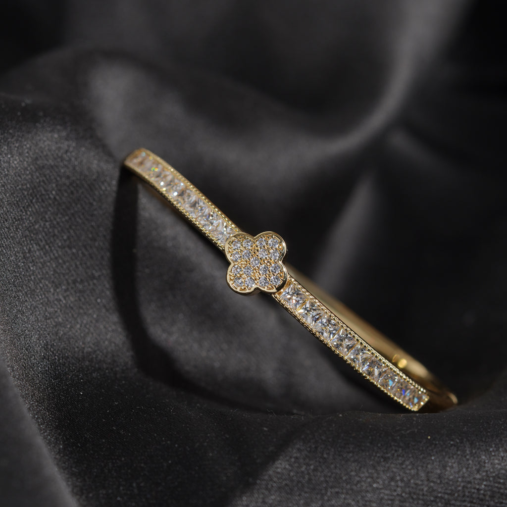 Premium Gold-Plated Clover Leaf Stone Ladies Kada
