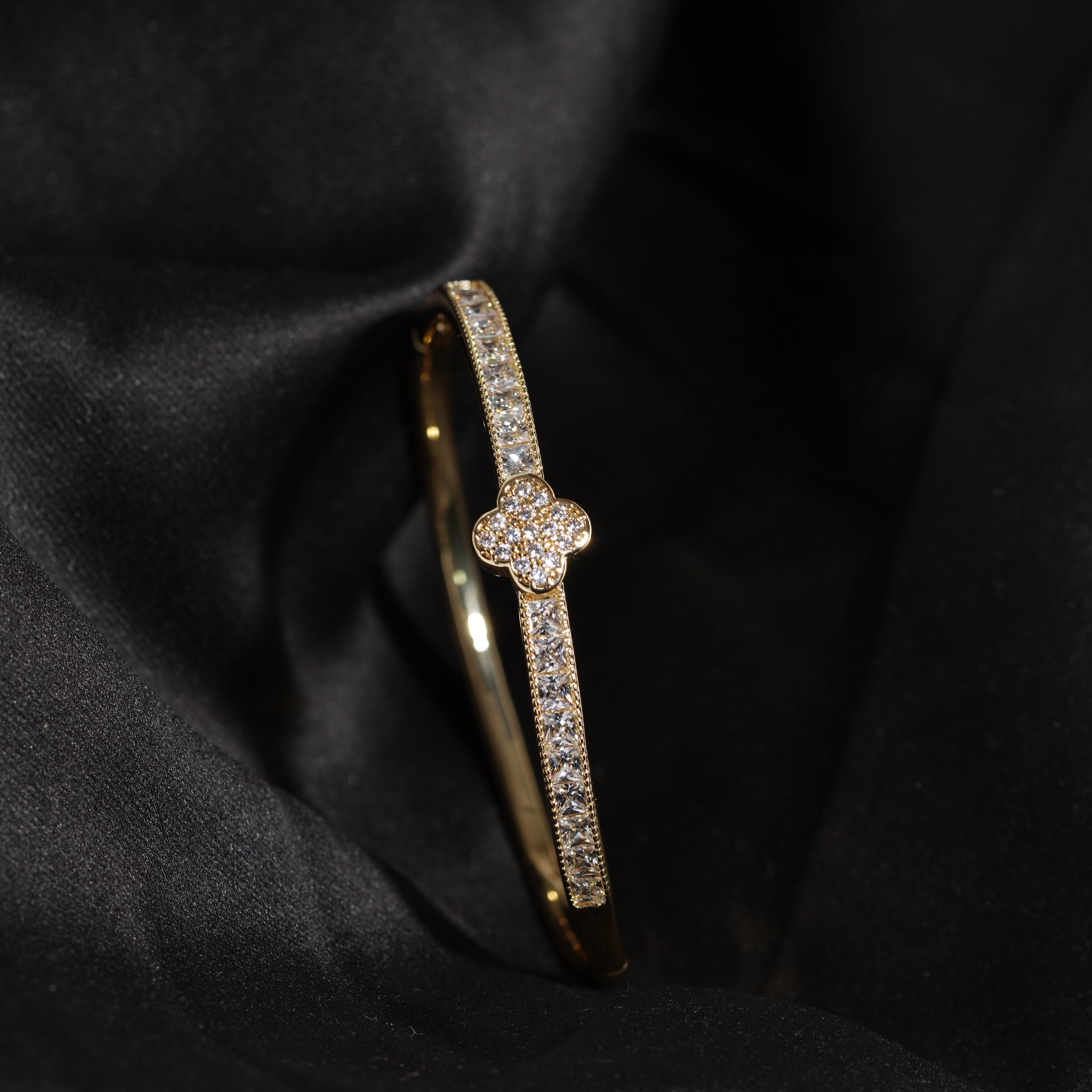 Premium Gold-Plated Clover Leaf Stone Ladies Kada