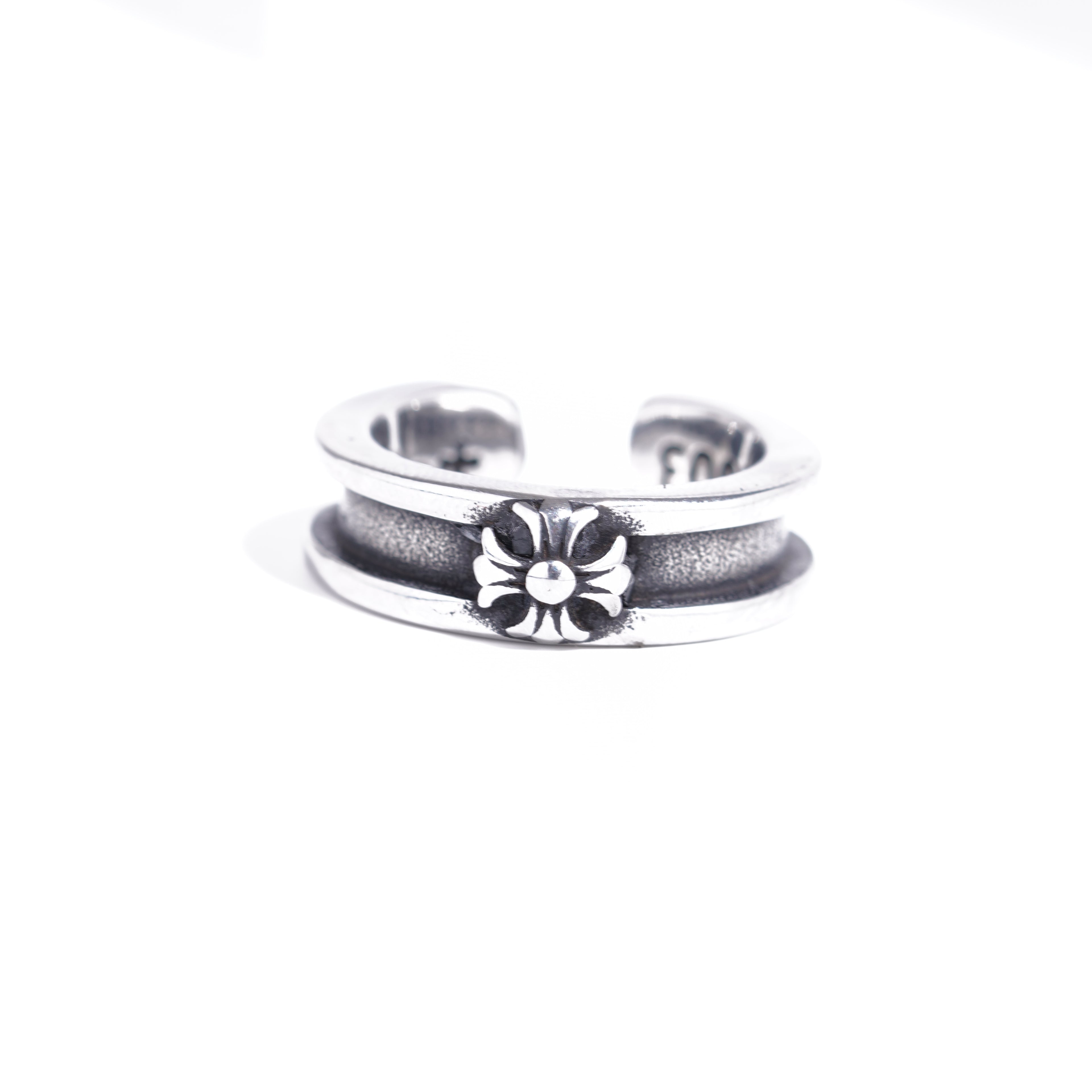 The Vesper Vault — Gothic Cross Chrome Ring (212)