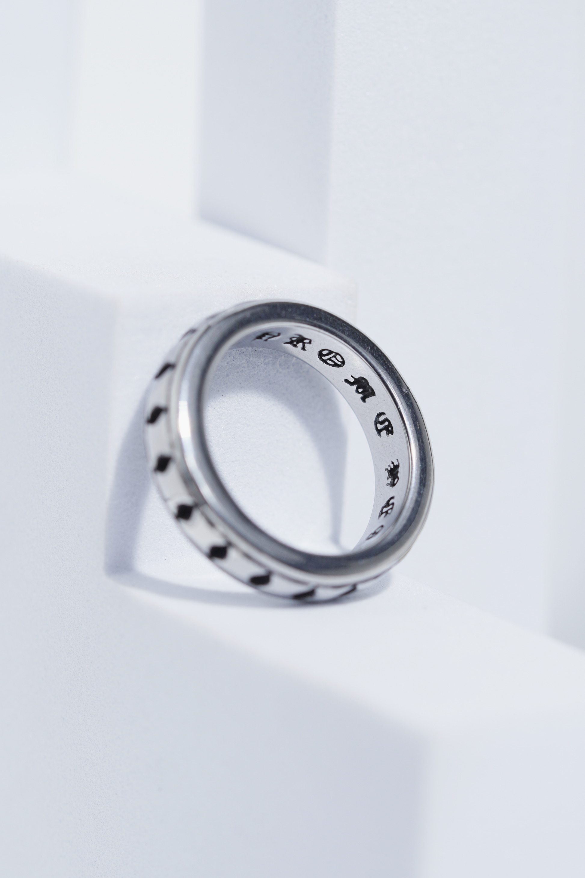 Aesthetic Silver Letter Engarved Ring For Men worldjewel.in men's ring