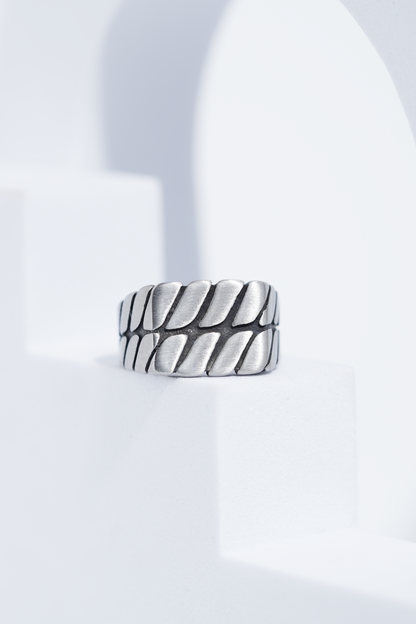 Twisted Pattern Silver & Golden Shiney Ring For Men worldjewel.in men's ring