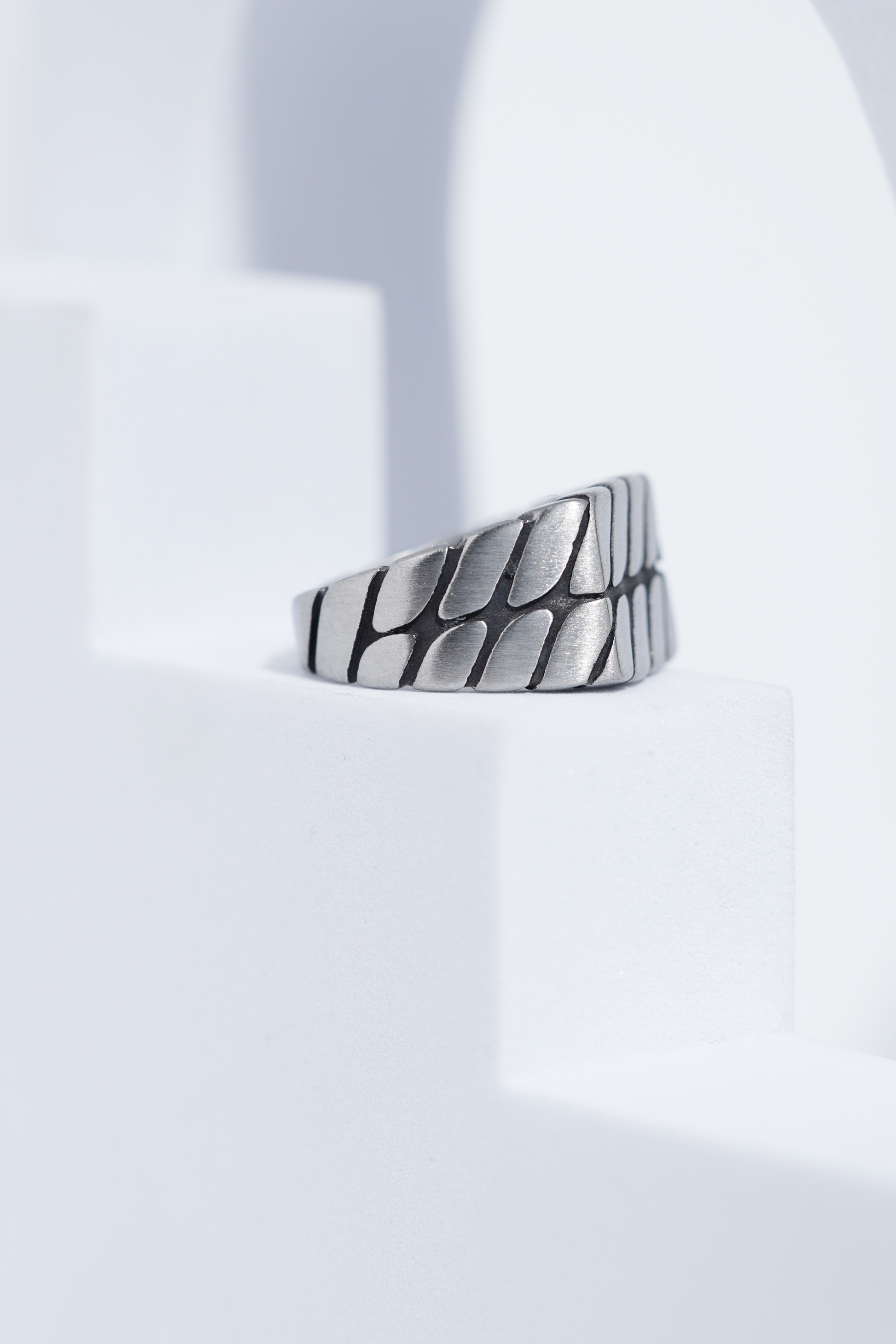 Twisted Pattern Silver & Golden Shiney Ring For Men worldjewel.in men's ring