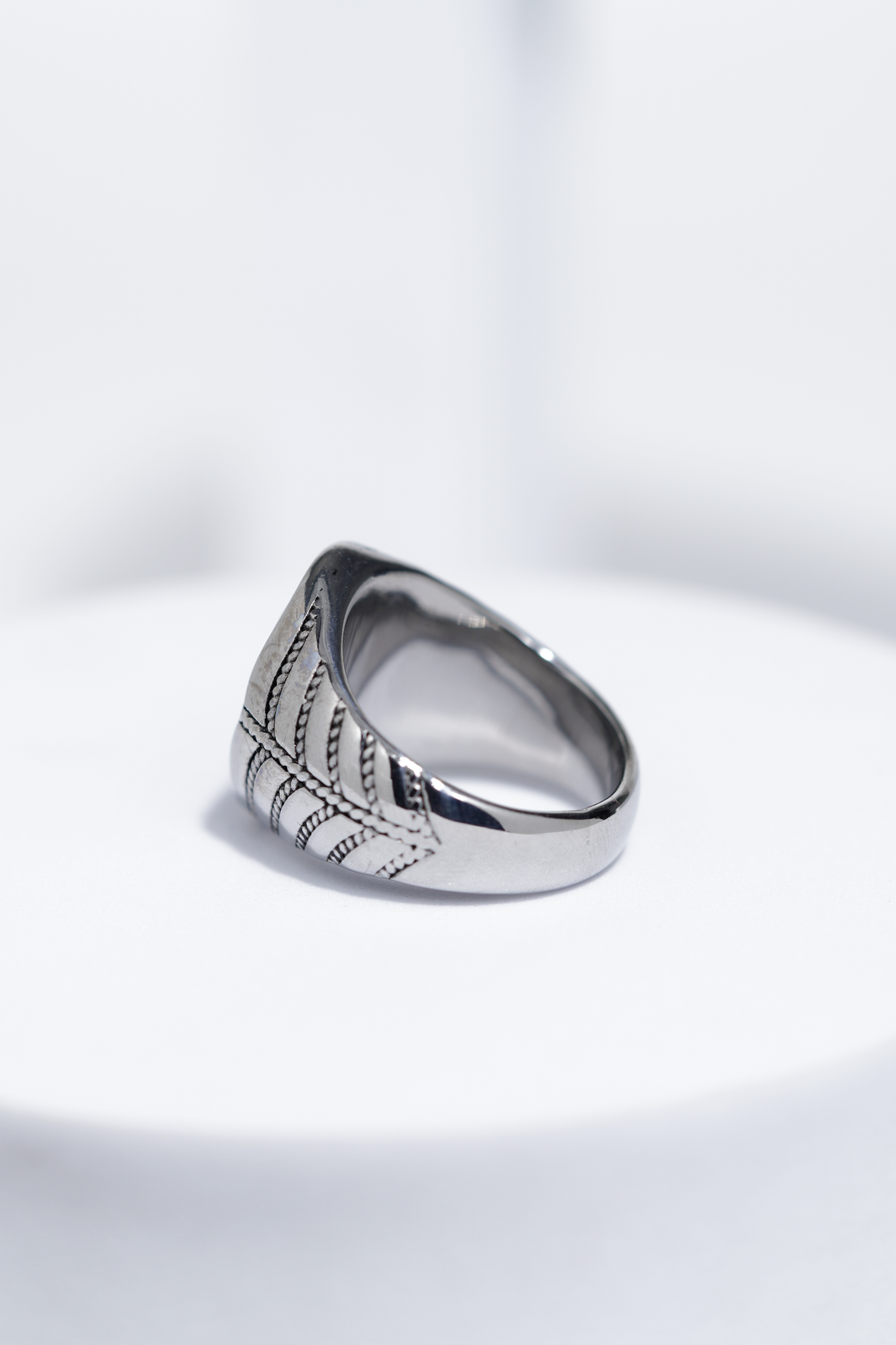 Black Flat Oval Stone In Sliver Color Stainless Steel Ring For Men. worldjewel.in men's ring