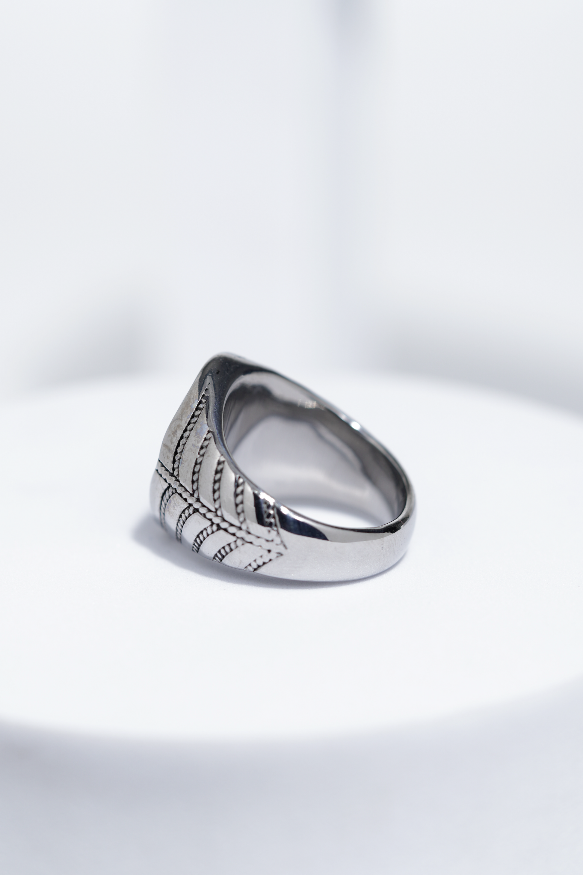Black Flat Oval Stone In Sliver Color Stainless Steel Ring For Men. worldjewel.in men's ring