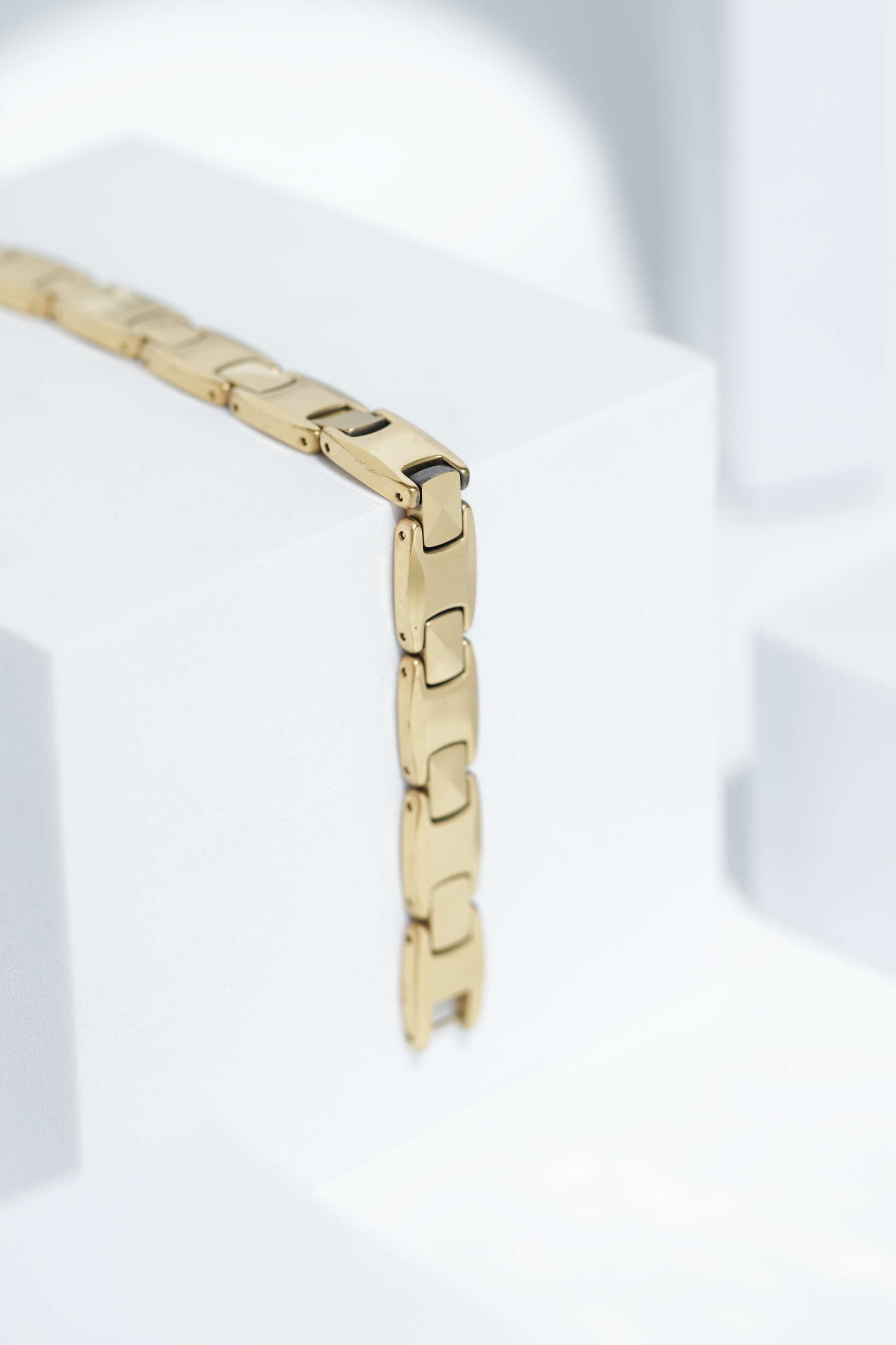 Golden Oval - Ceramic bracelet for men. worldjewel.in men's bracelets
