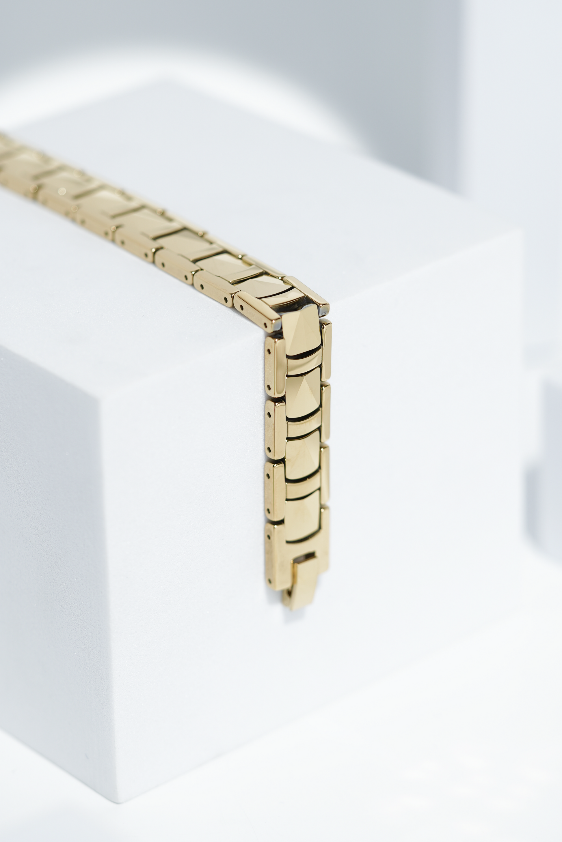 Golden Formal - Ceramic bracelet for men. worldjewel.in men's bracelets