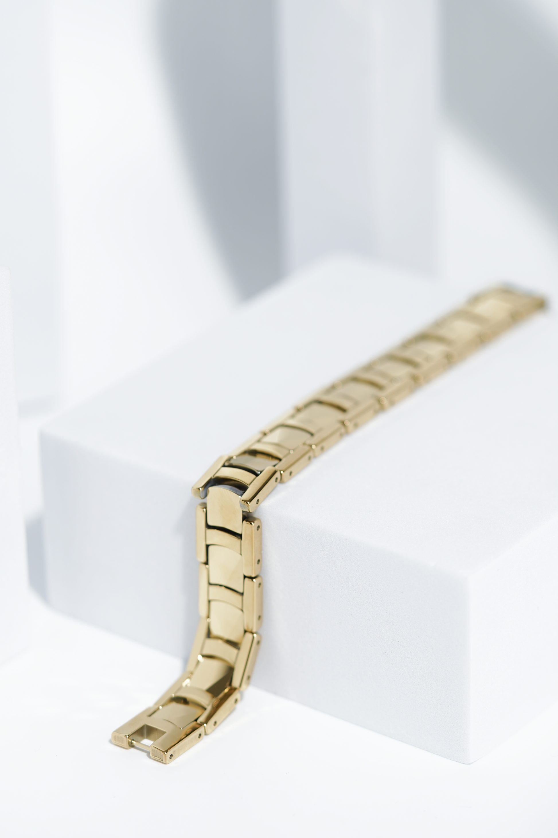 Golden Formal - Ceramic bracelet for men. worldjewel.in men's bracelets