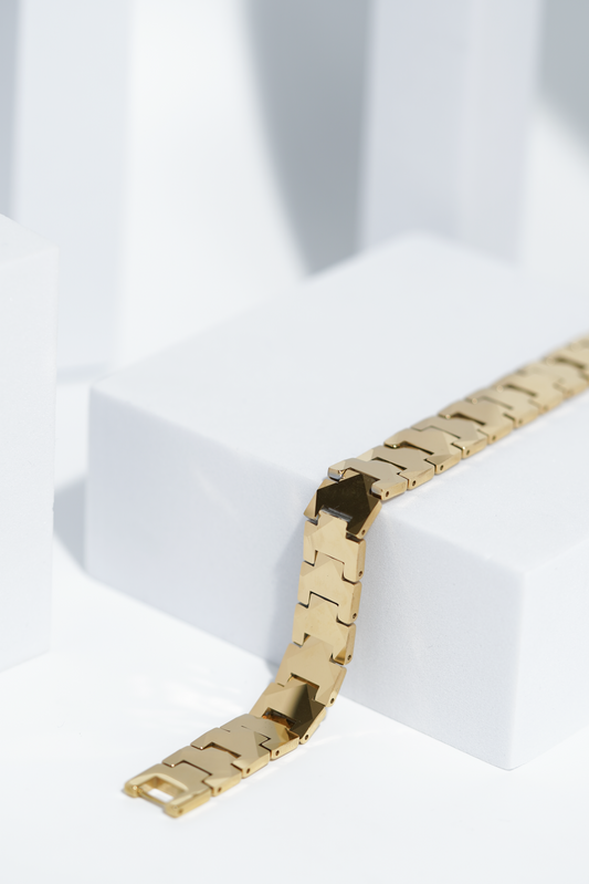 Golden Royal Touch  - Ceramic bracelet for men. worldjewel.in men's bracelets