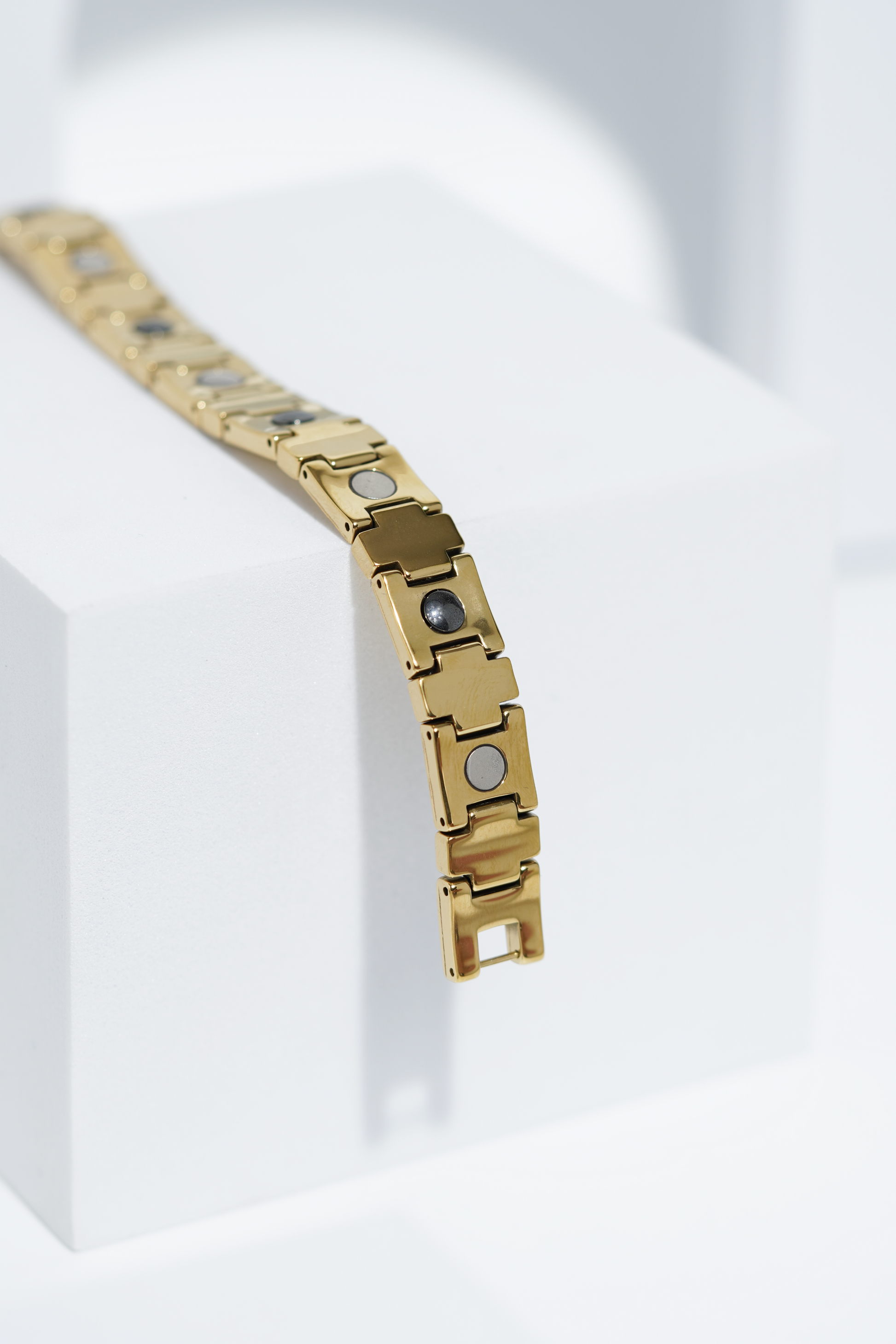 Golden Grace - Ceramic bracelet for men. worldjewel.in men's bracelets