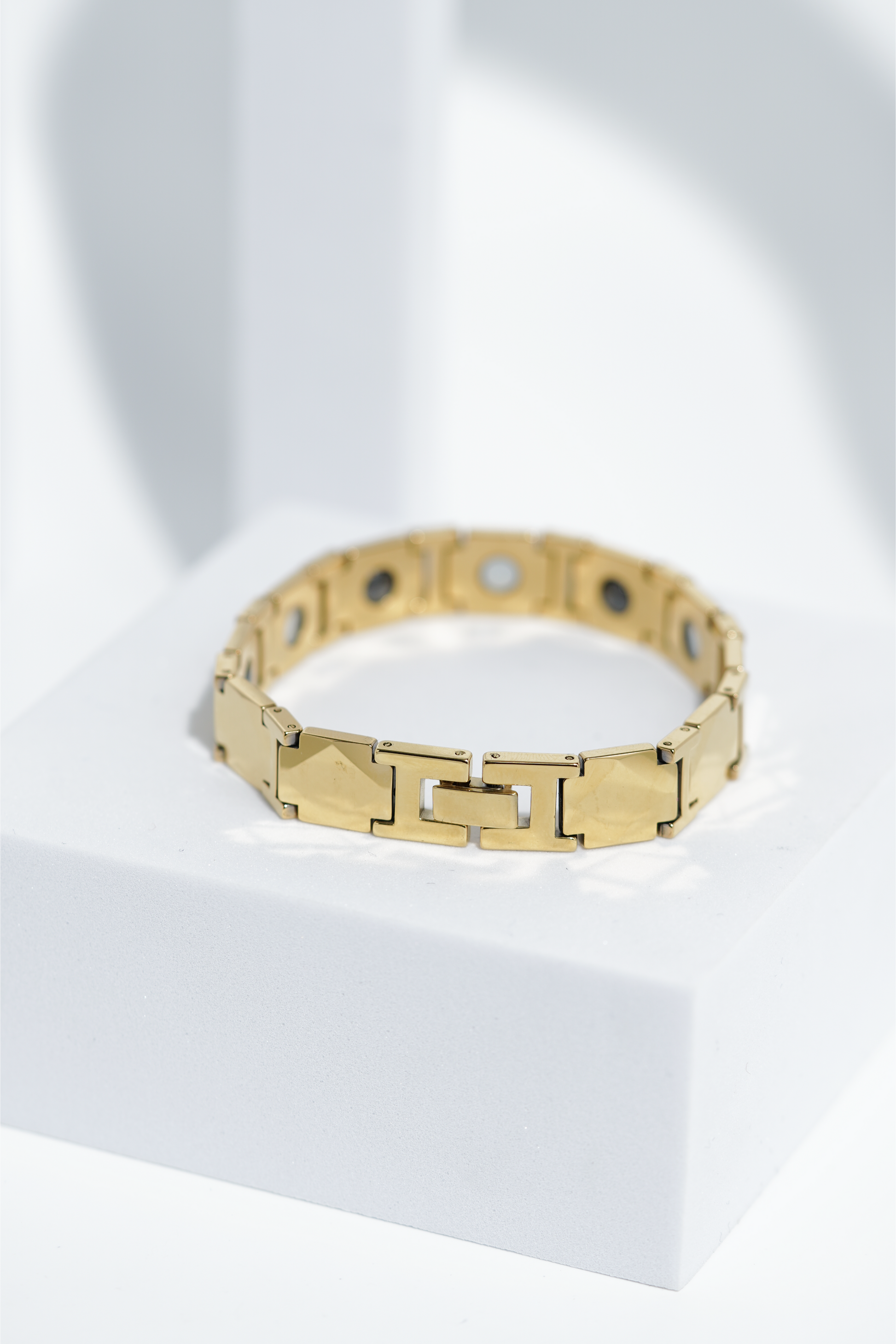 Earth Glow  - Ceramic bracelet for men. worldjewel.in men's bracelets