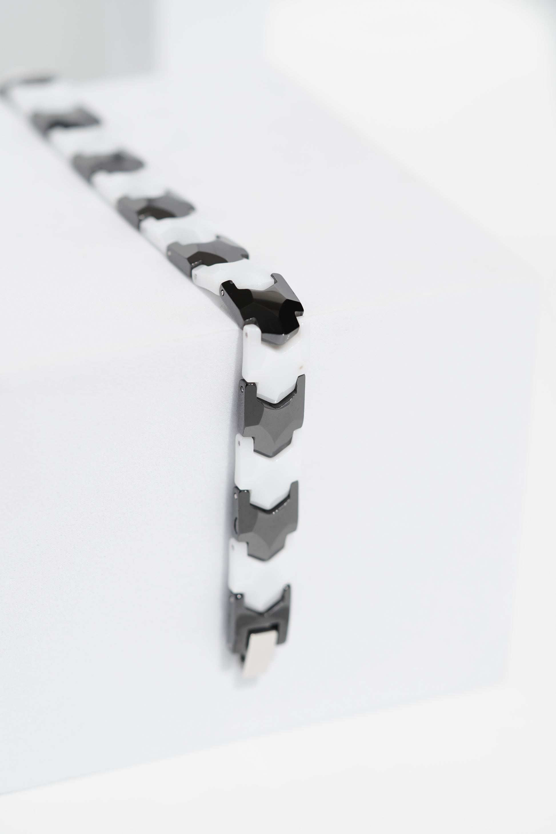 Black & White Bold Cramic bracelet for men. worldjewel.in men's bracelets