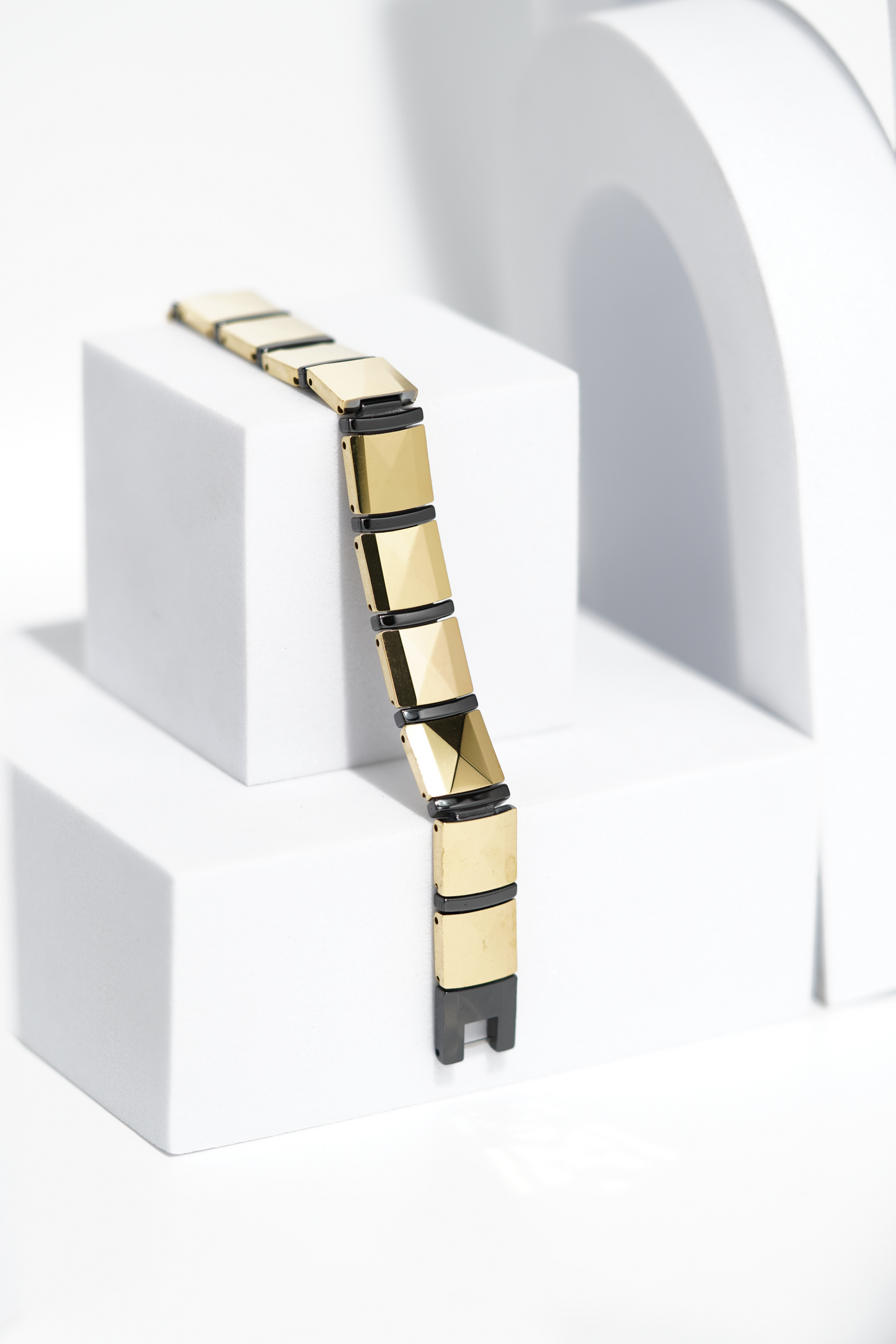 PureLink Ceramic bracelet for men. worldjewel.in men's bracelets