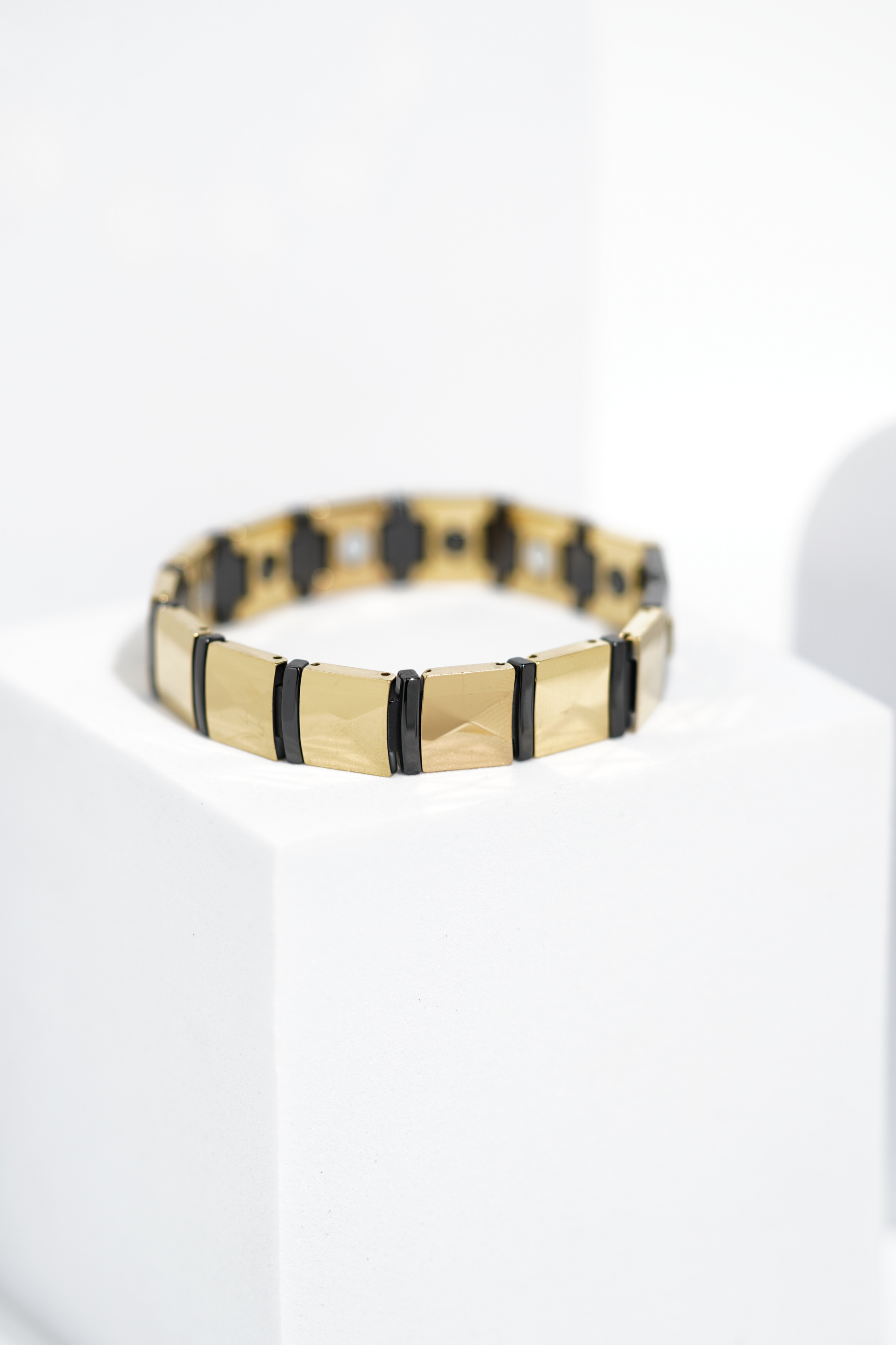 PureLink Ceramic bracelet for men. worldjewel.in men's bracelets