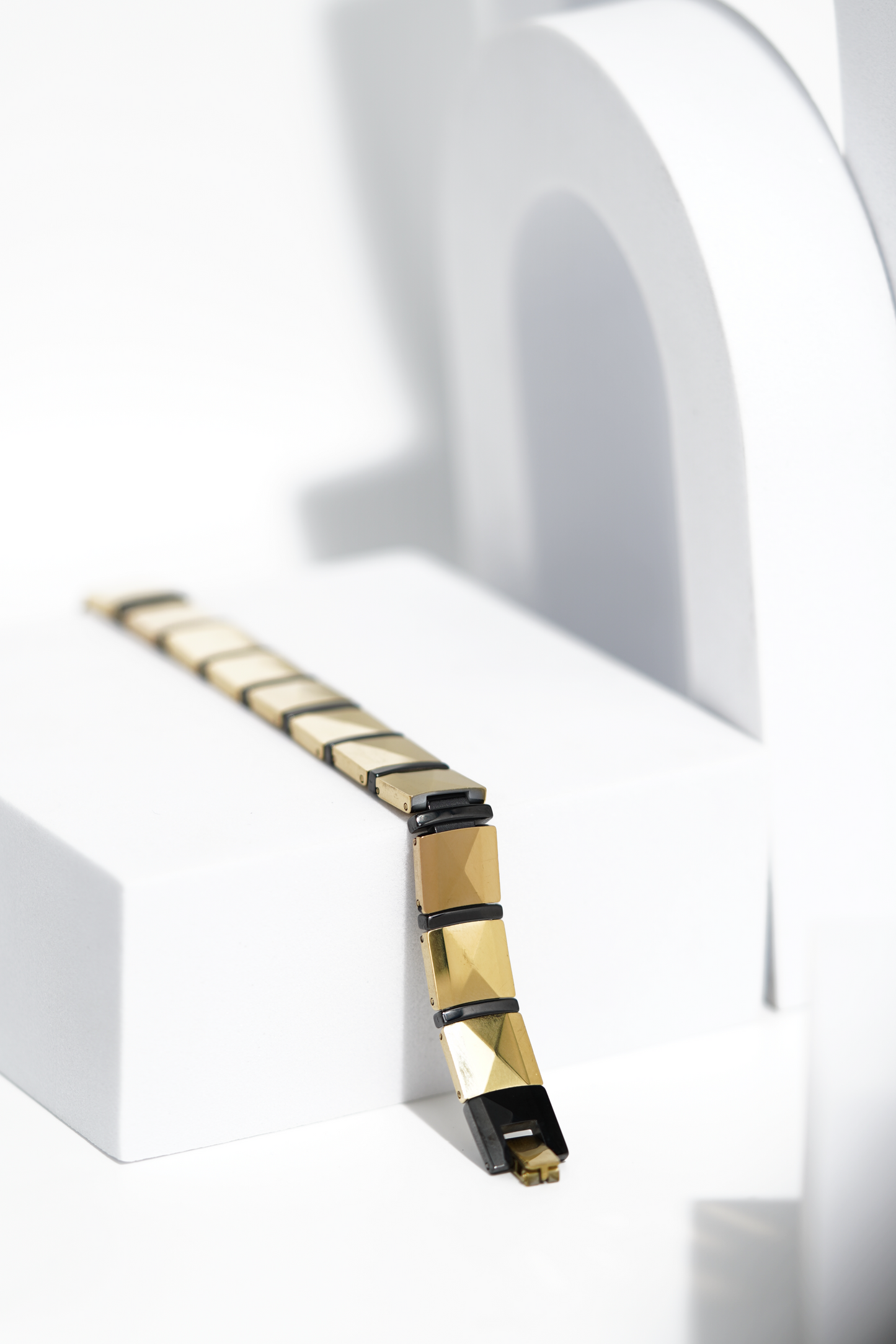 PureLink Ceramic bracelet for men. worldjewel.in men's bracelets