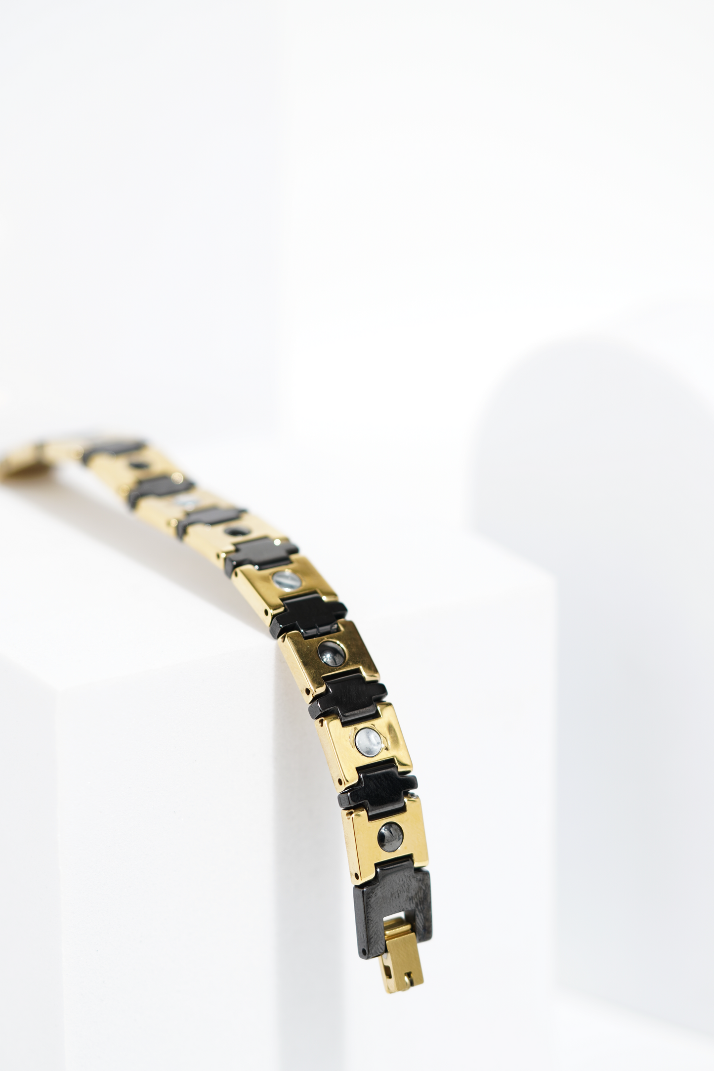 PureLink Ceramic bracelet for men. worldjewel.in men's bracelets