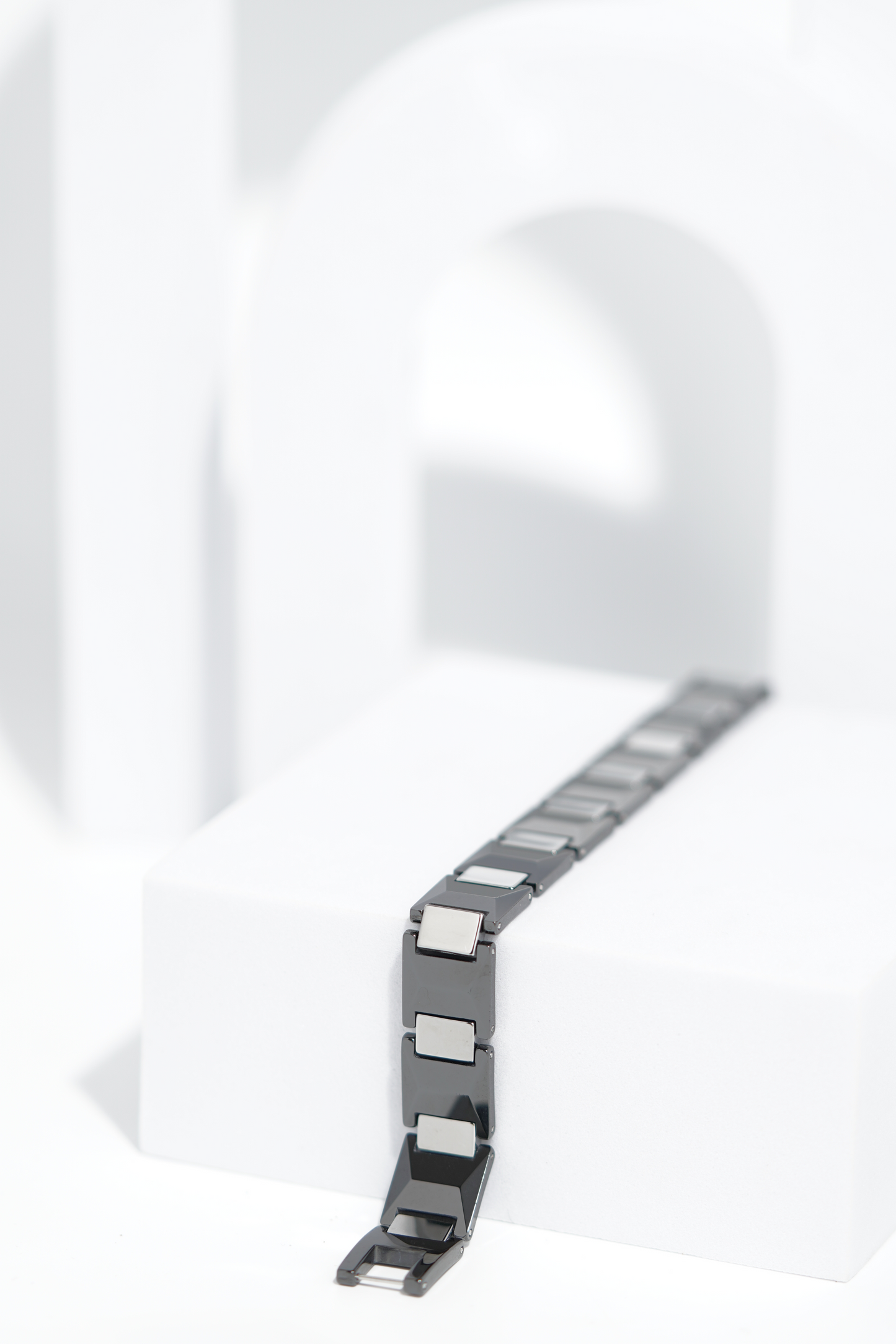 CeramiCurve - Ceramic bracelet for men. worldjewel.in men's bracelets