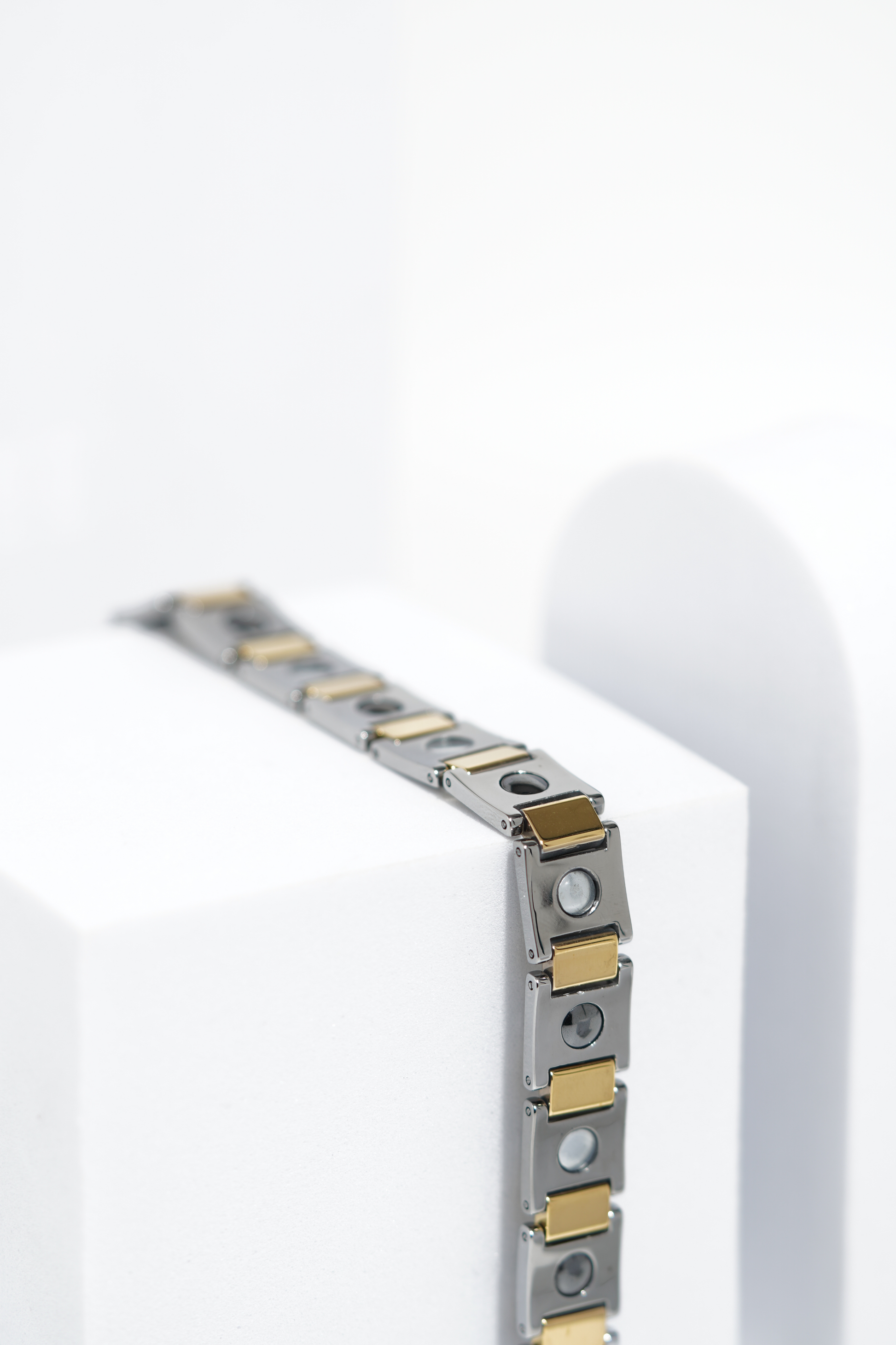 Forma - Ceramic bracelet for men. worldjewel.in men's bracelets