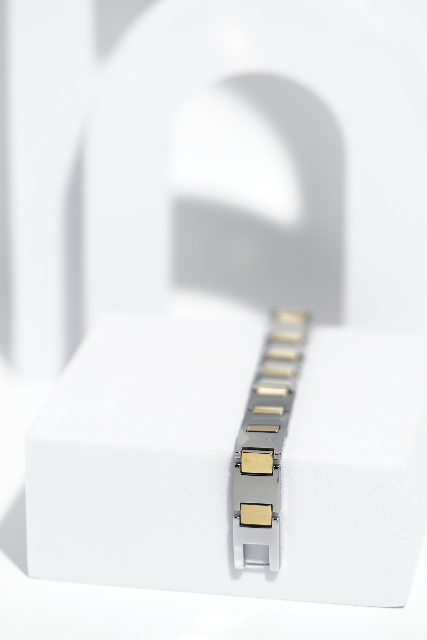 Forma - Ceramic bracelet for men. worldjewel.in men's bracelets