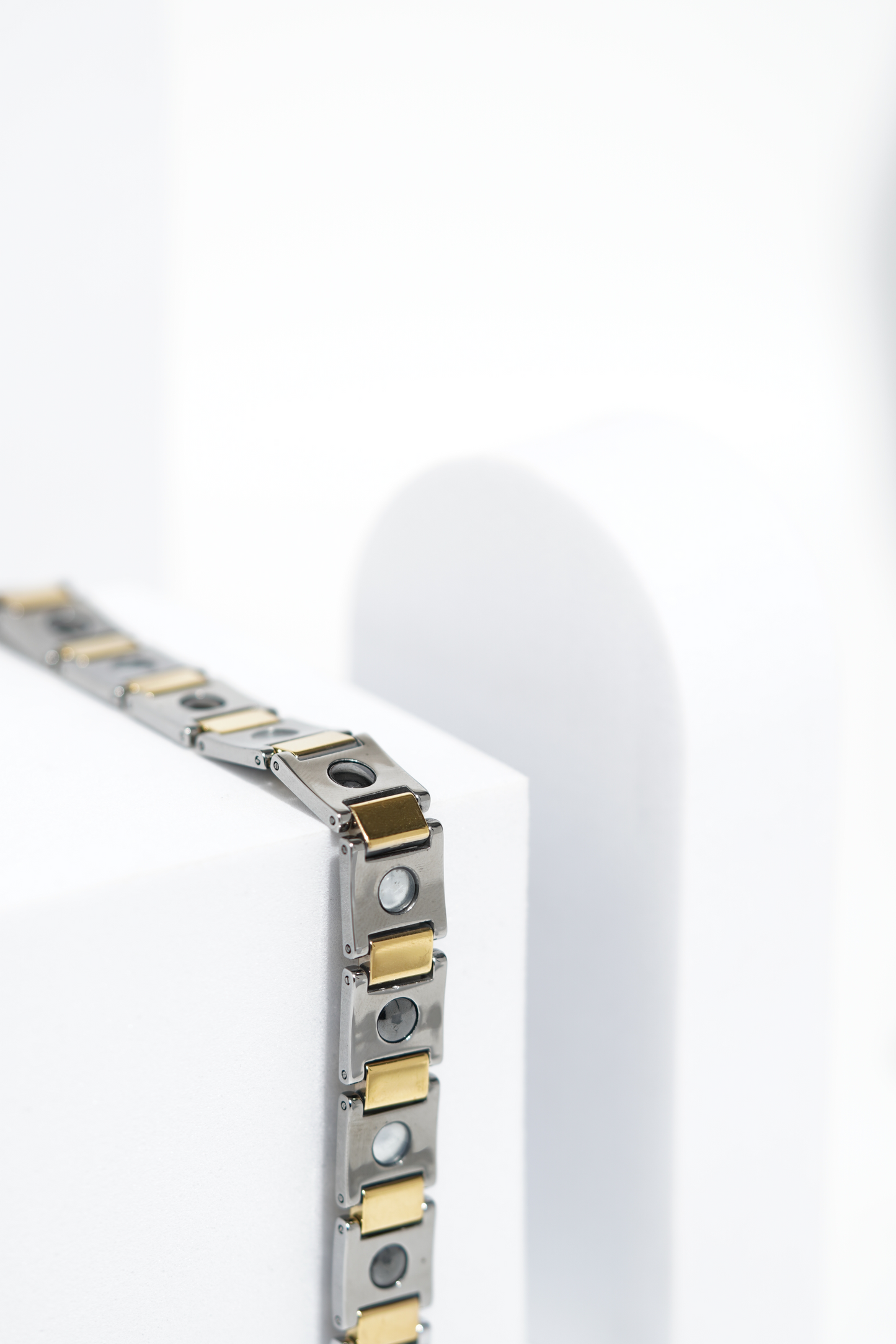 Forma - Ceramic bracelet for men. worldjewel.in men's bracelets