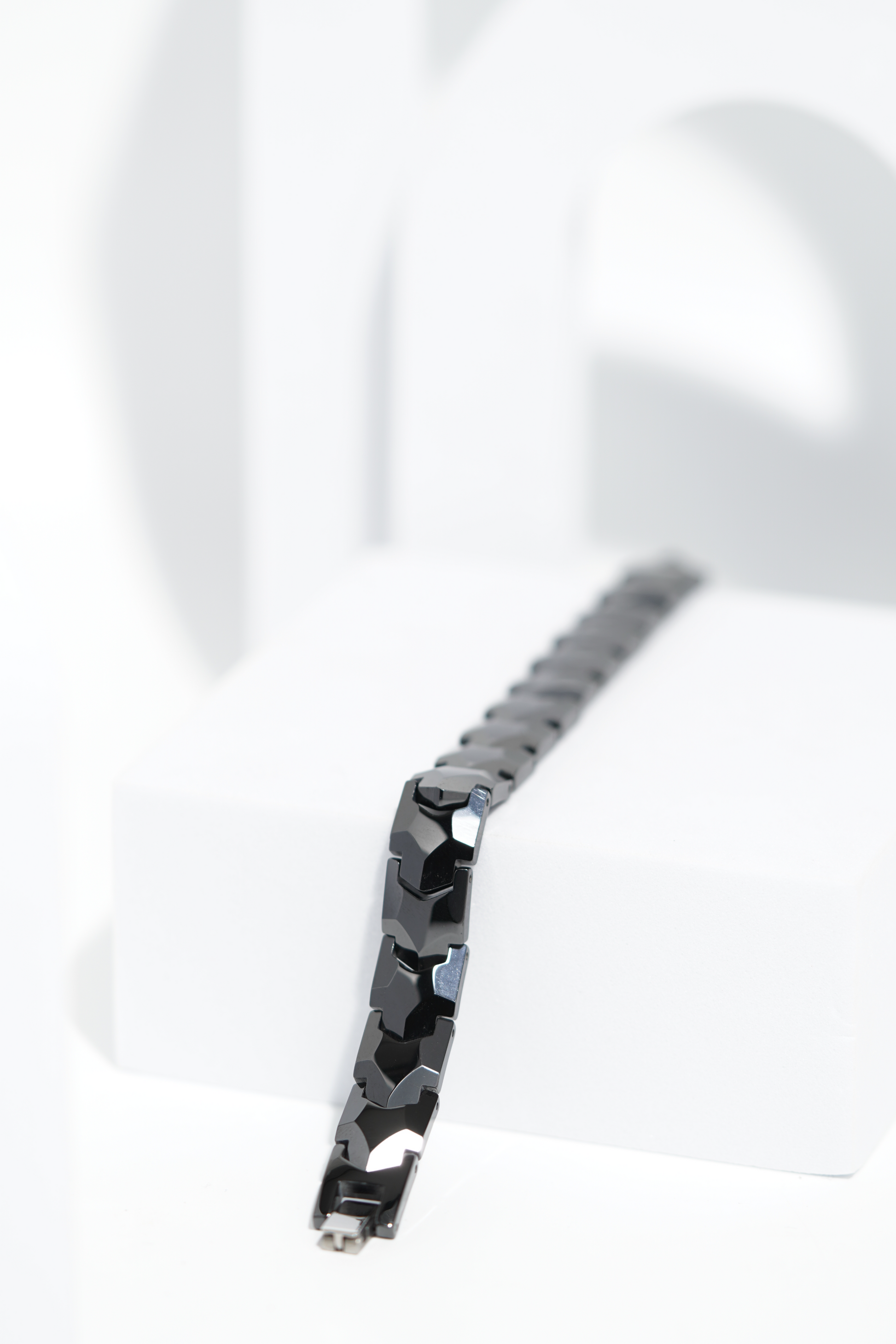 Modulink - Ceramic bracelet for men. worldjewel.in men's bracelets