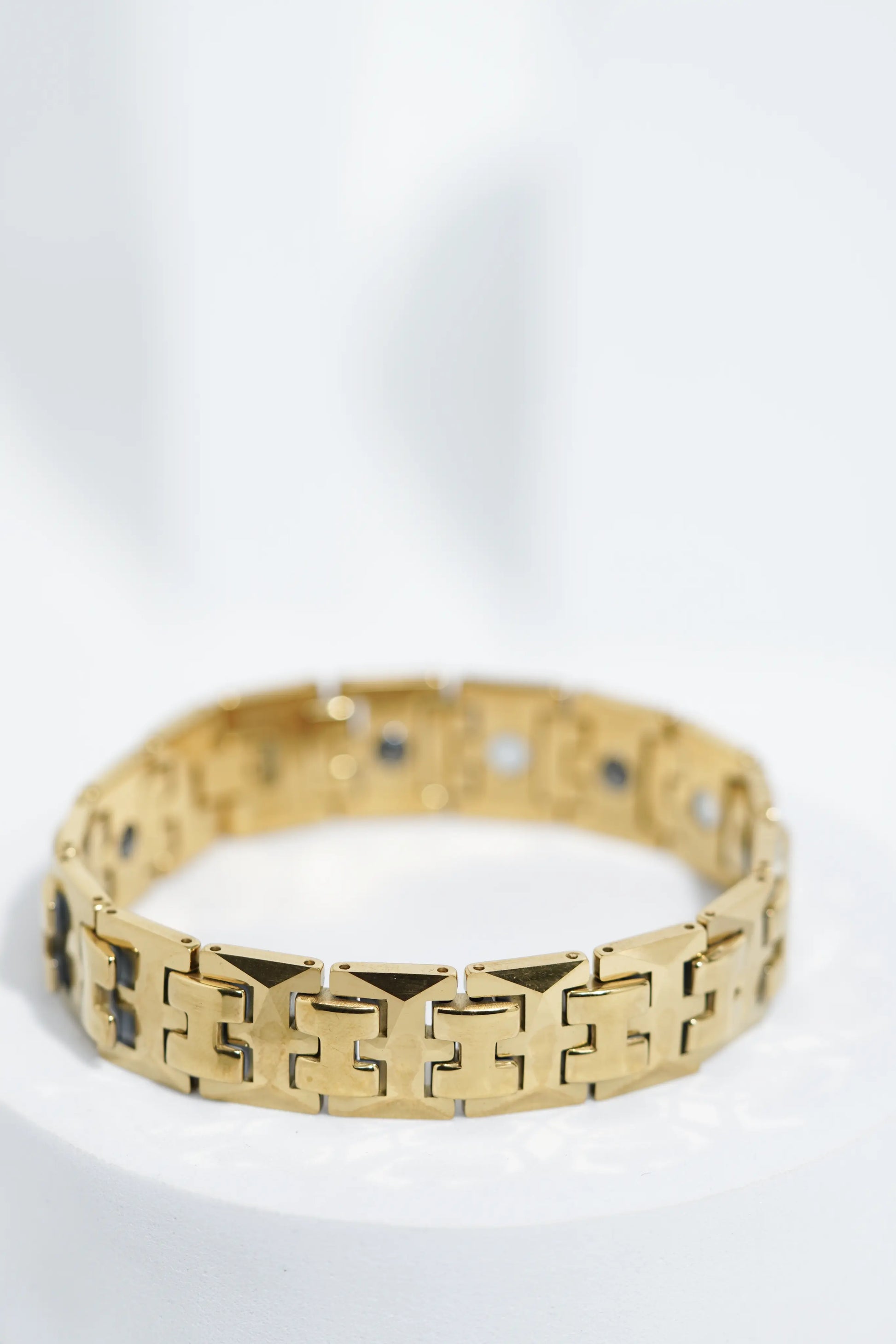 Desert Bloom - Ceramic bracelet for men. worldjewel.in men's bracelets