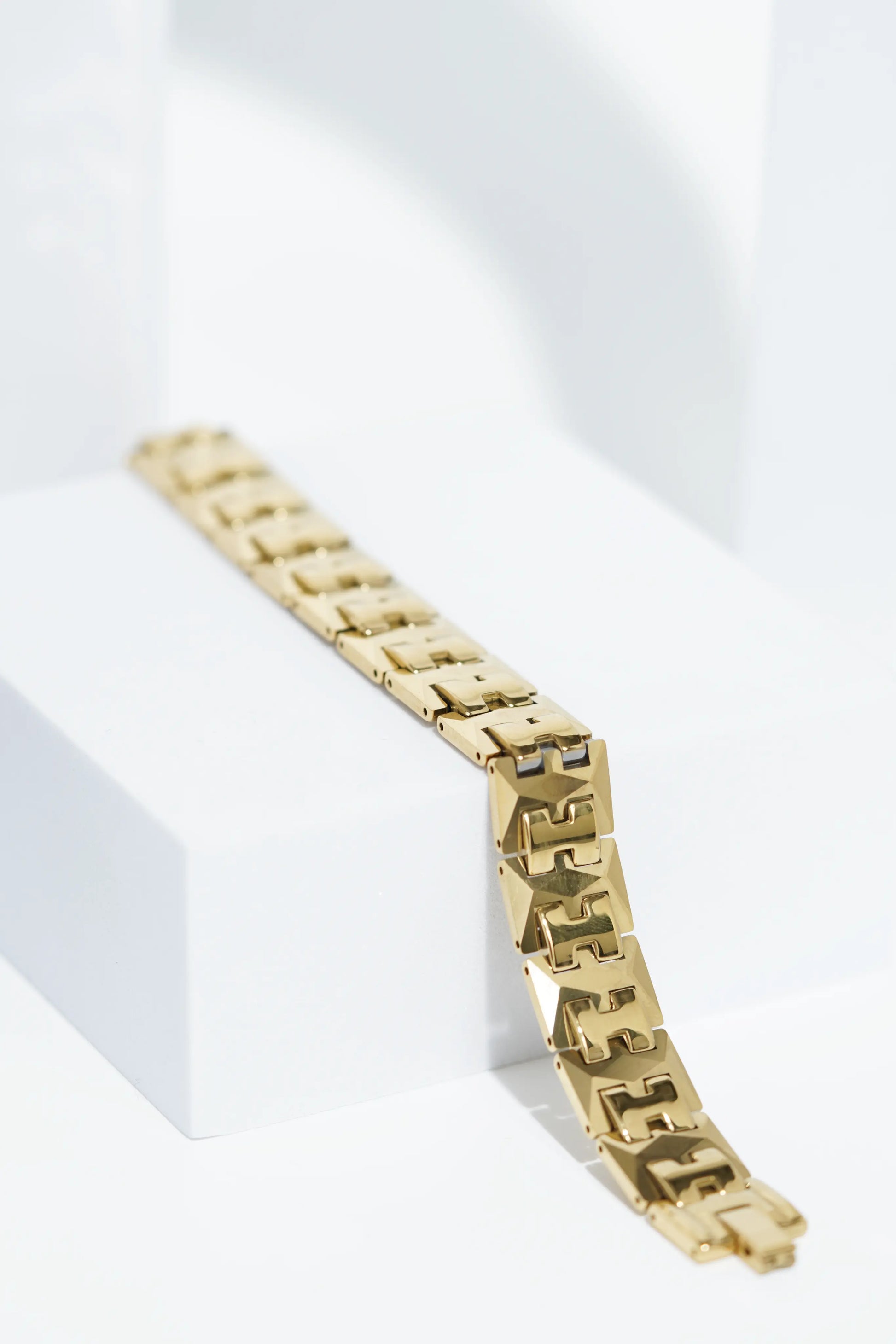 Desert Bloom - Ceramic bracelet for men. worldjewel.in men's bracelets