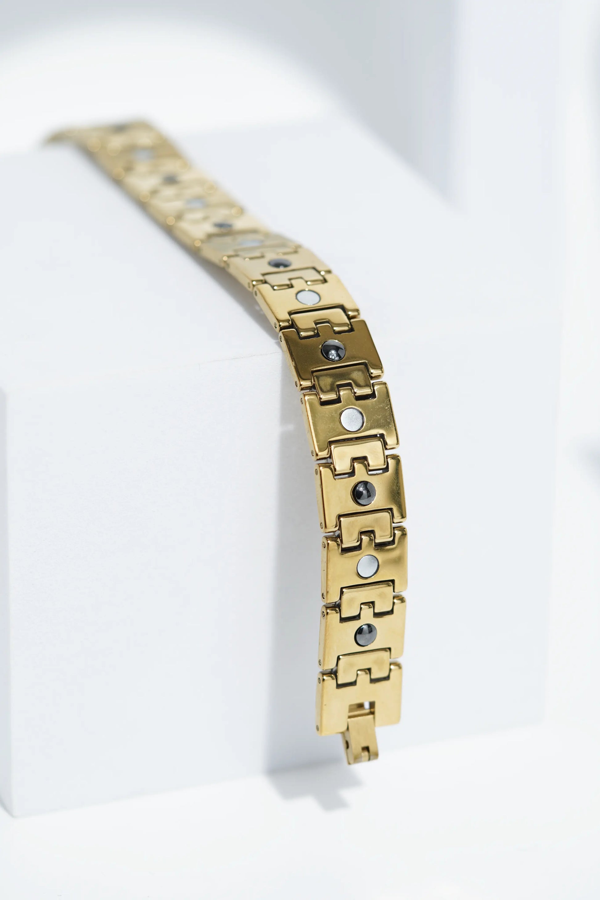 Desert Bloom - Ceramic bracelet for men. worldjewel.in men's bracelets