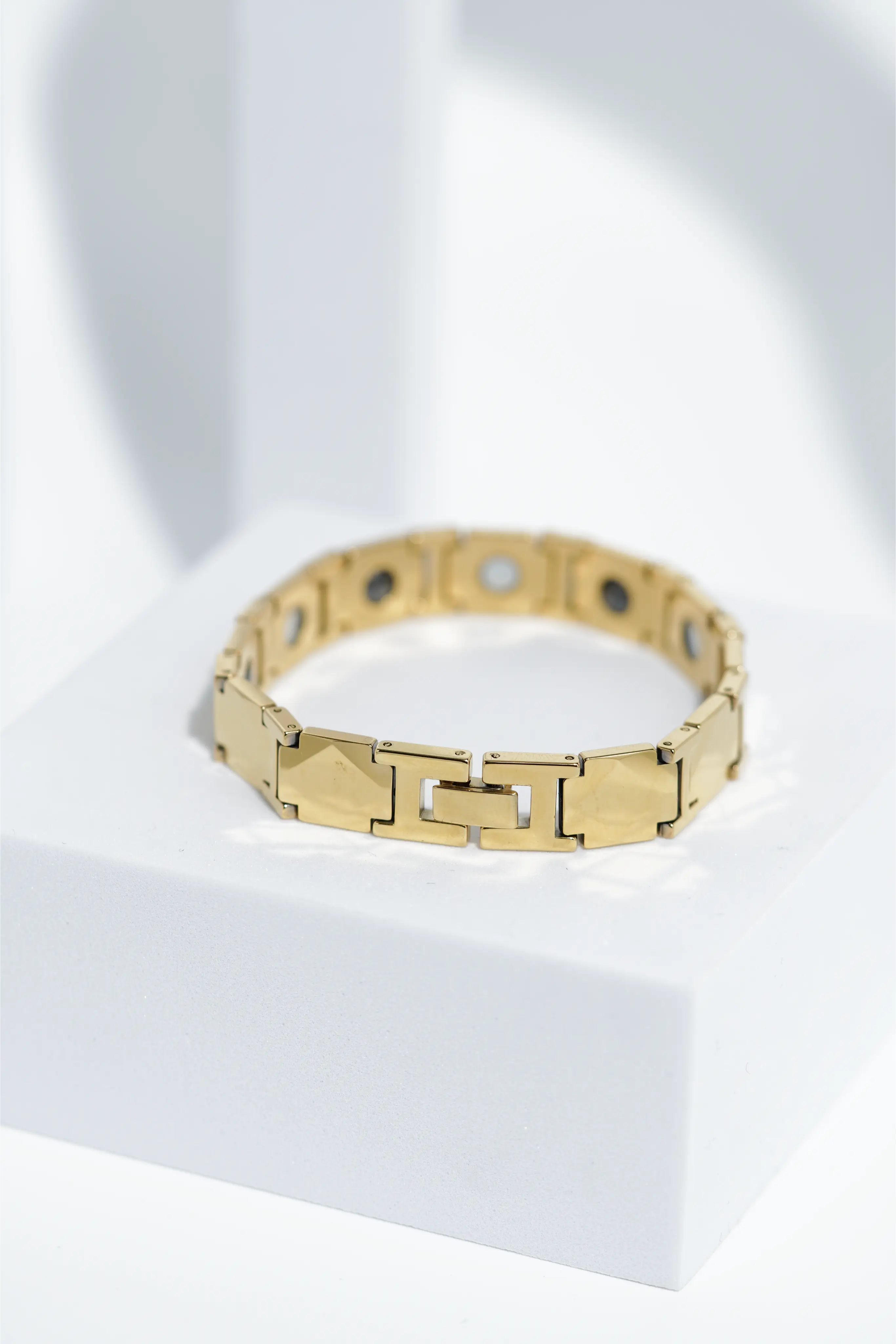 Earth Glow  - Ceramic bracelet for men. worldjewel.in men's bracelets