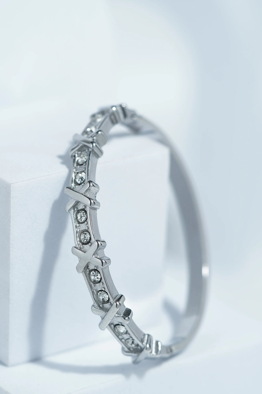 Eira Glow Bangle Bracelet worldjewel.in CUFF BRACELET FOR WOMEN