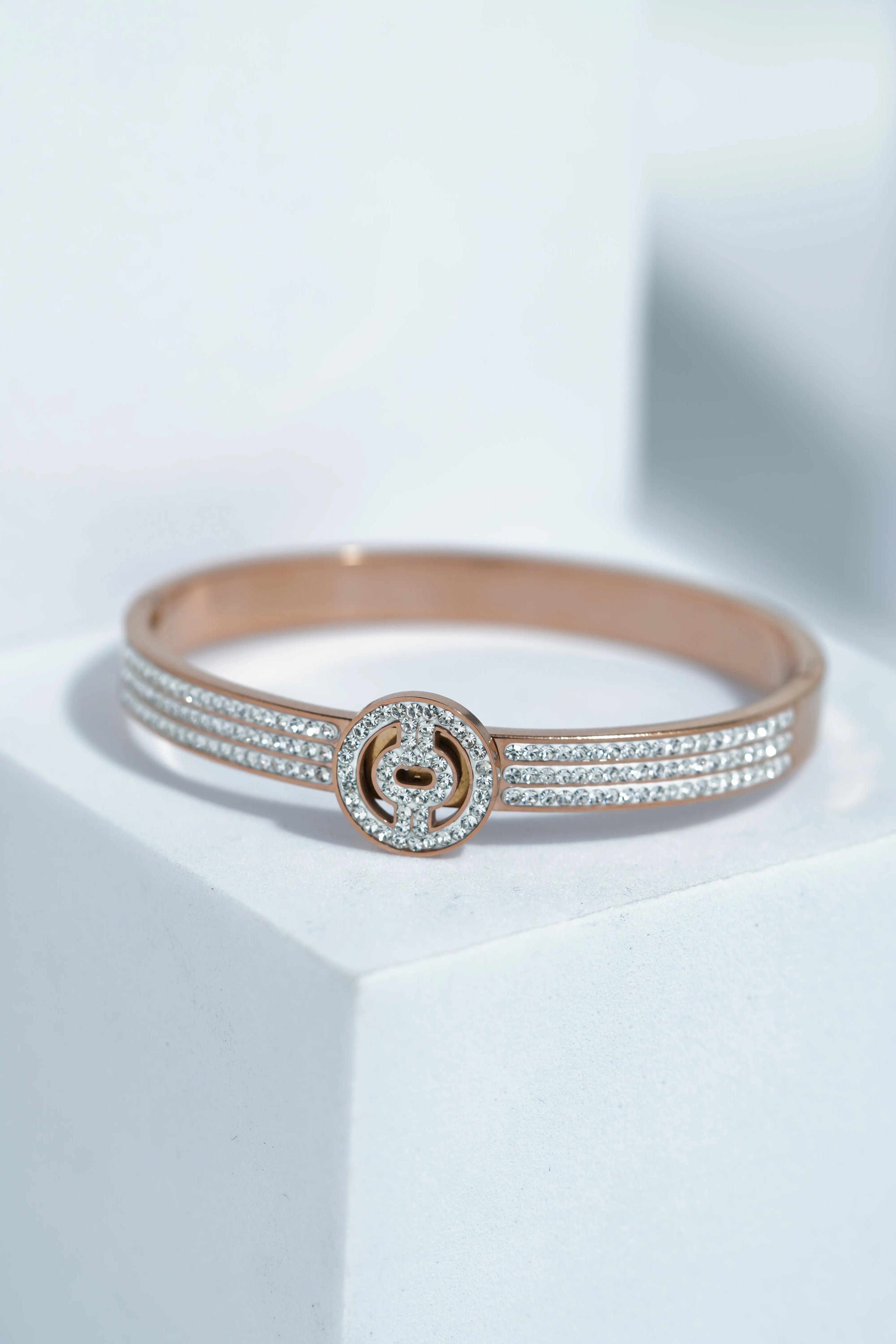 Elara Gold Bangle Bracelet worldjewel.in CUFF BRACELET FOR WOMEN