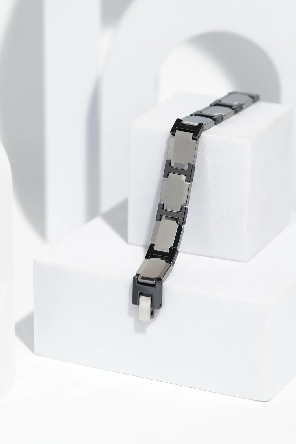 Essent - Ceramic bracelet for men. worldjewel.in men's bracelets