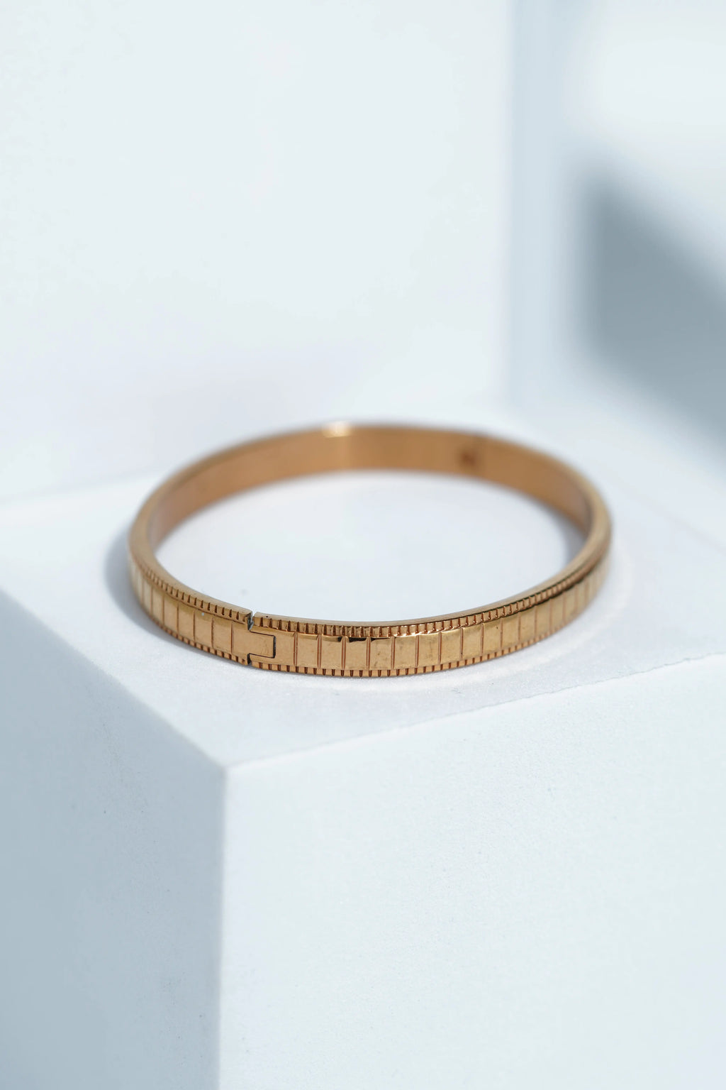 Evelyn Arc Bangle Bracelet worldjewel.in CUFF BRACELET FOR WOMEN