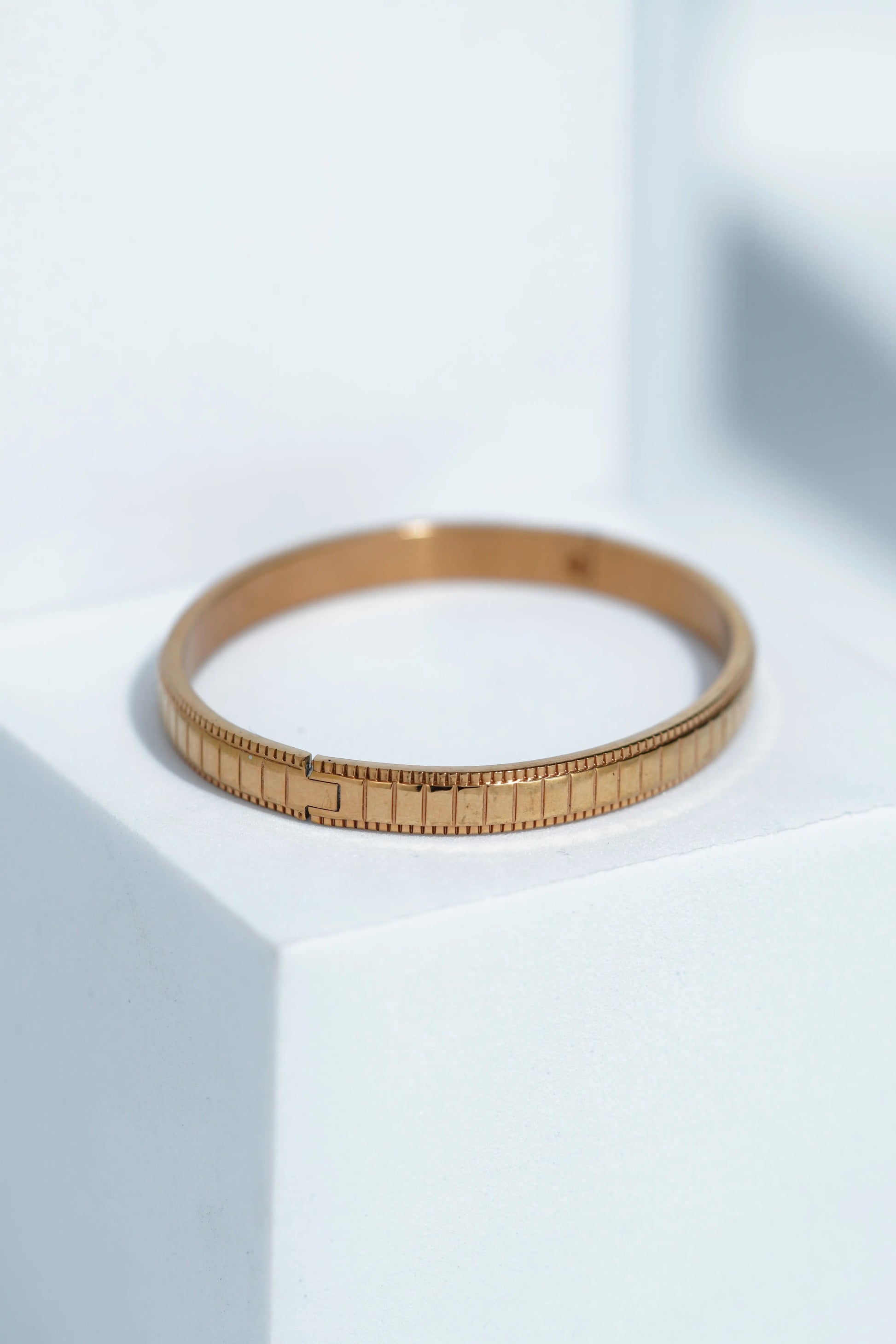 Evelyn Arc Bangle Bracelet worldjewel.in CUFF BRACELET FOR WOMEN