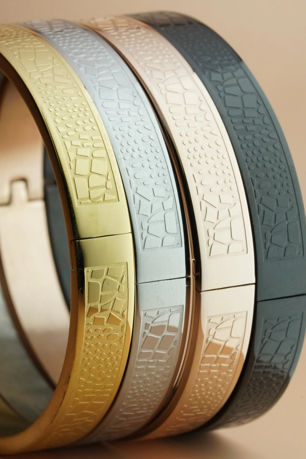 leather pattern kada | Stainless Steel bracelet for men's | Anti-Tarnish - worldjewel.in
