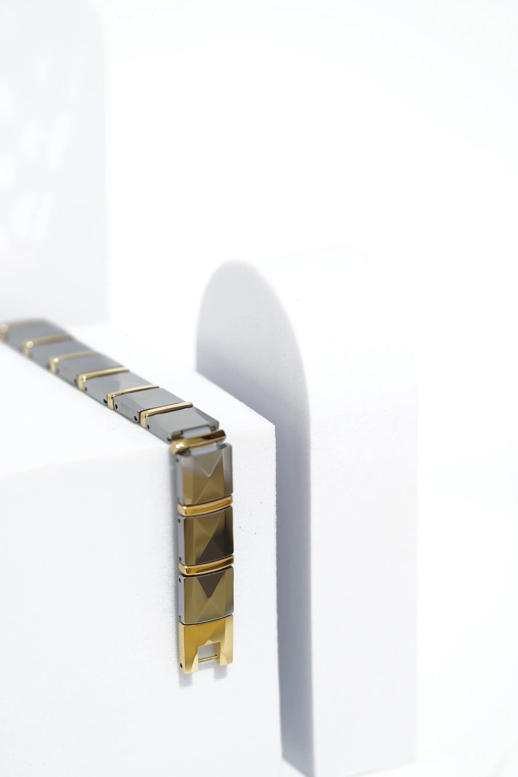 FlatLine - Ceramic bracelet for men. worldjewel.in men's bracelets