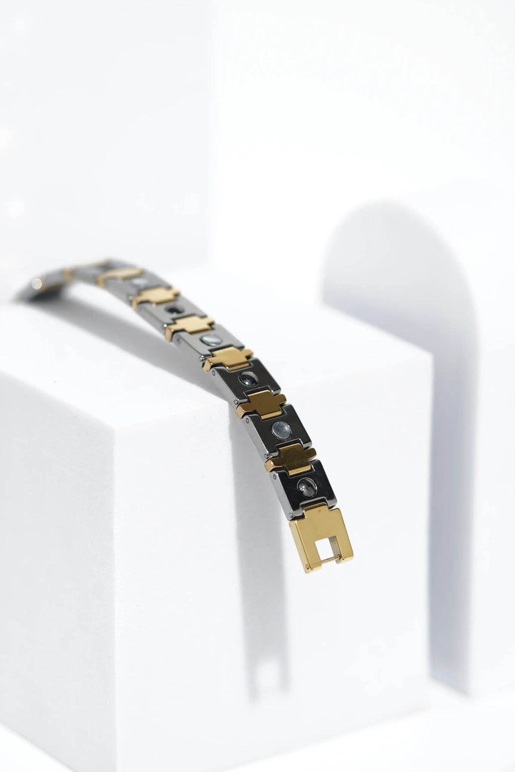 FlatLine - Ceramic bracelet for men. worldjewel.in men's bracelets