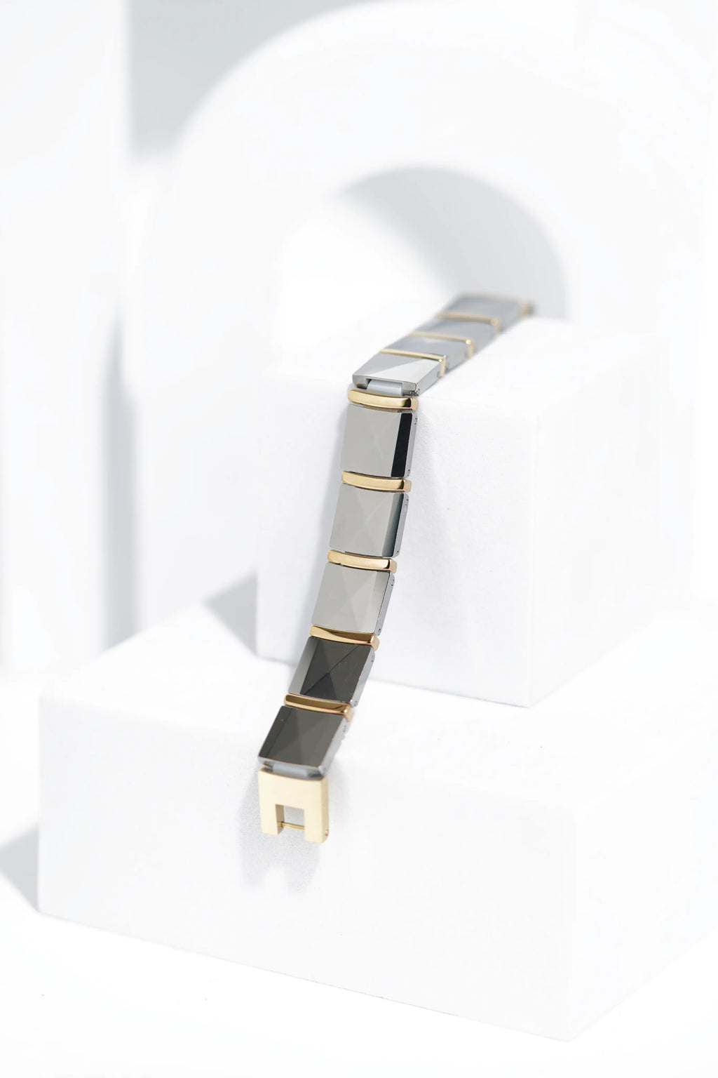 FlatLine - Ceramic bracelet for men. worldjewel.in men's bracelets